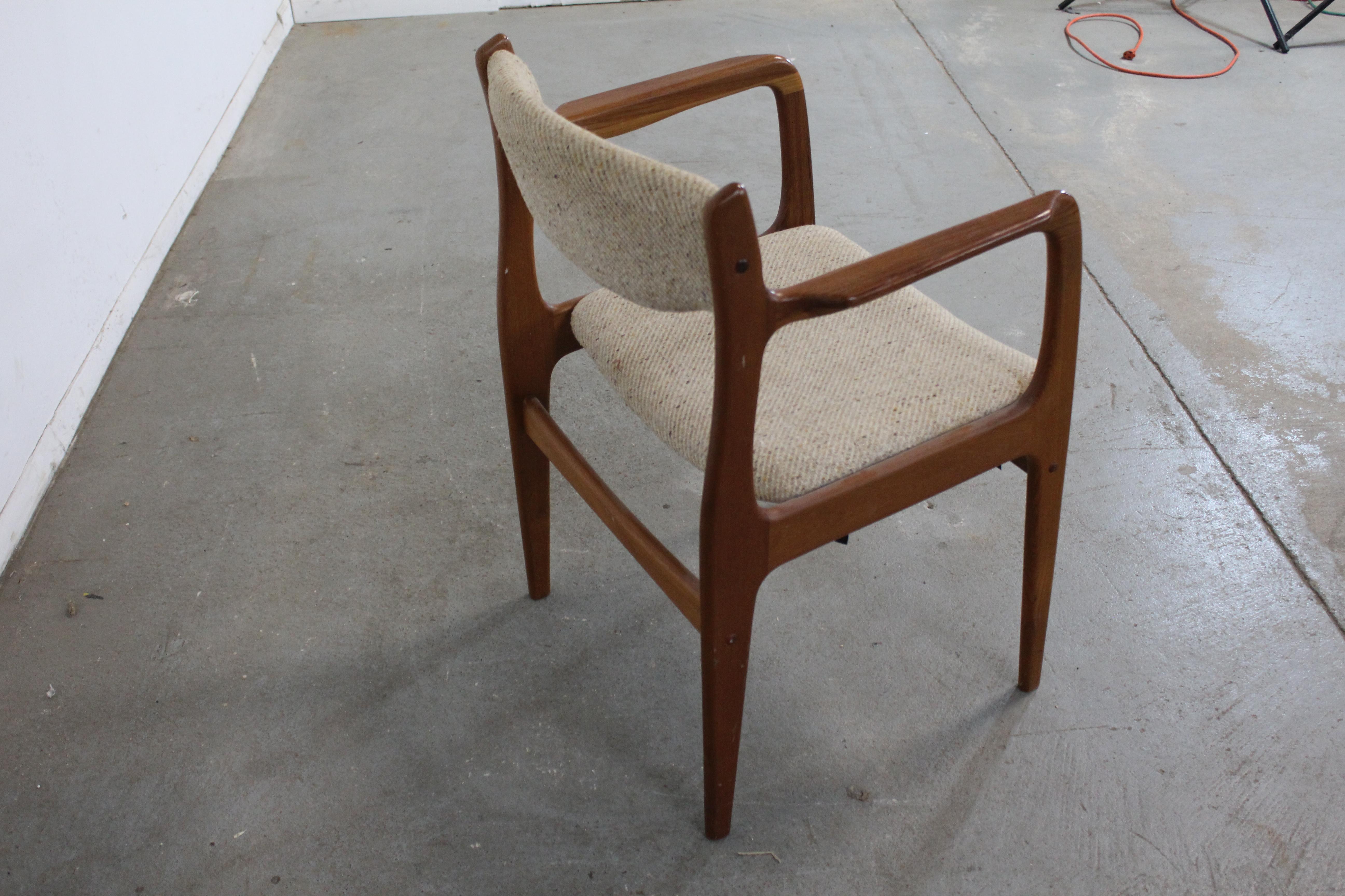 Danish Modern Teak Dining Arm Chair In Good Condition In Wilmington, DE