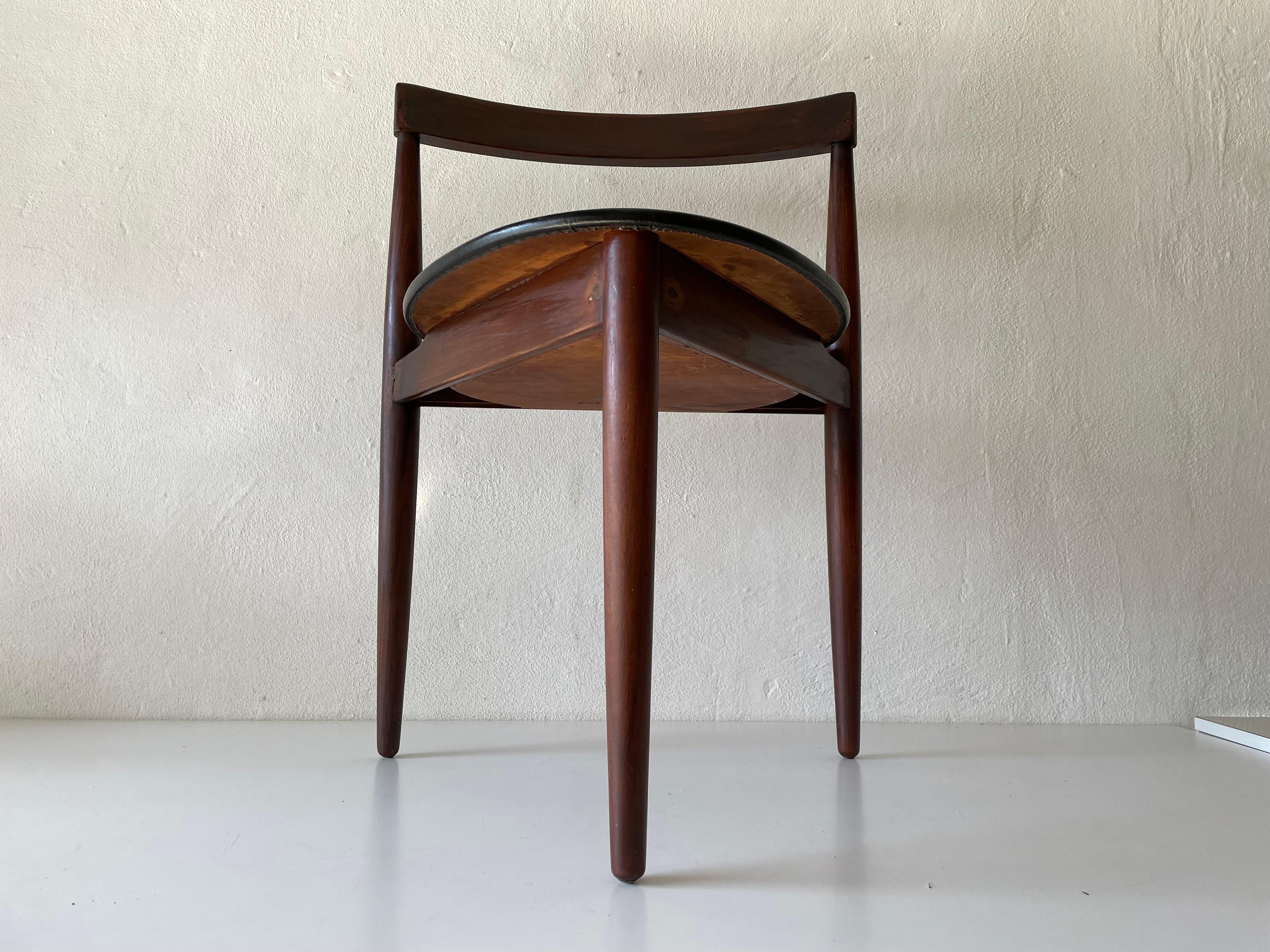 Danish Modern Teak Dining Chair by Hans Olsen for Frem Røjle, 1950s, Denmark In Good Condition For Sale In Hagenbach, DE