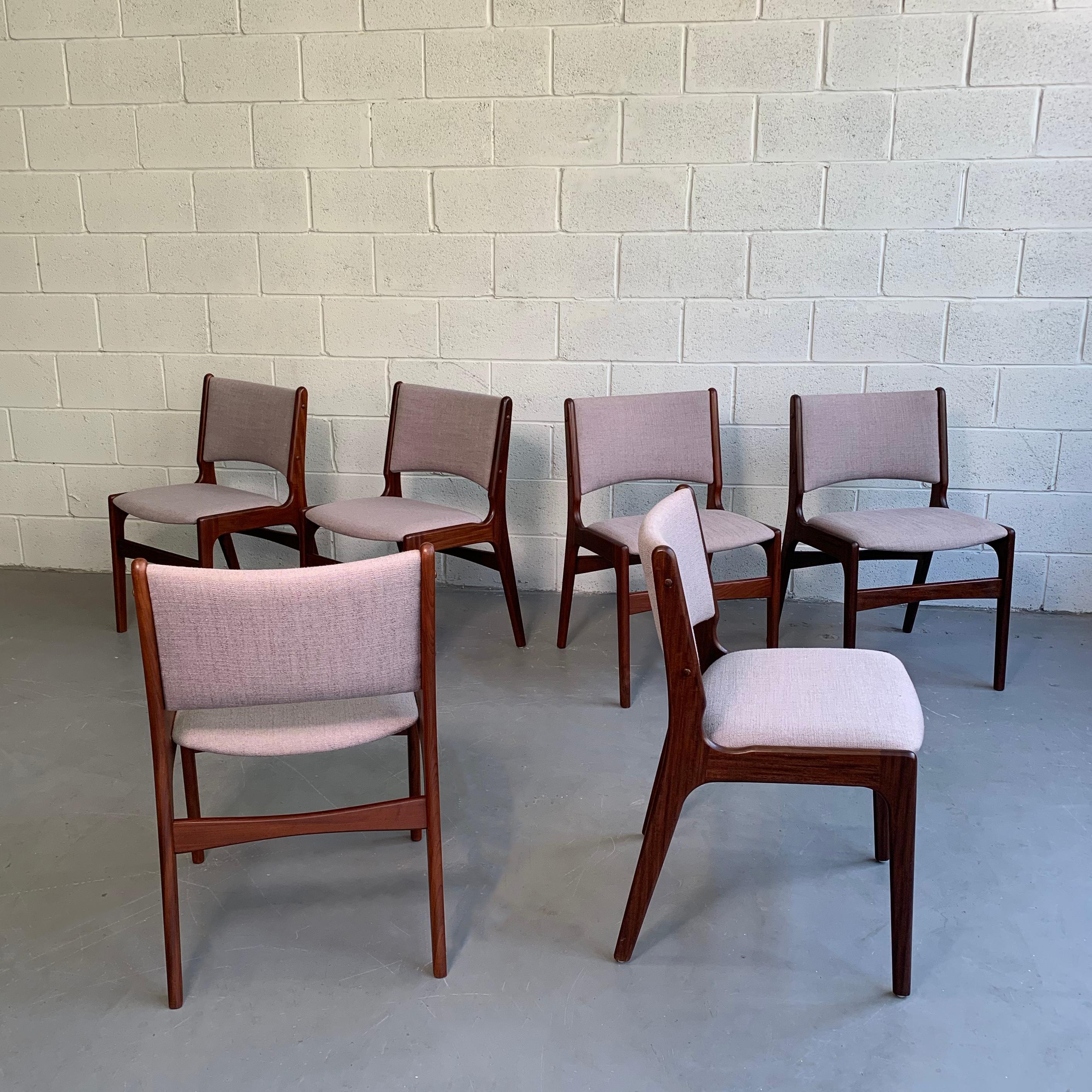 Danish Modern Teak Dining Chair Set by Henning Kjaernulf In Good Condition In Brooklyn, NY
