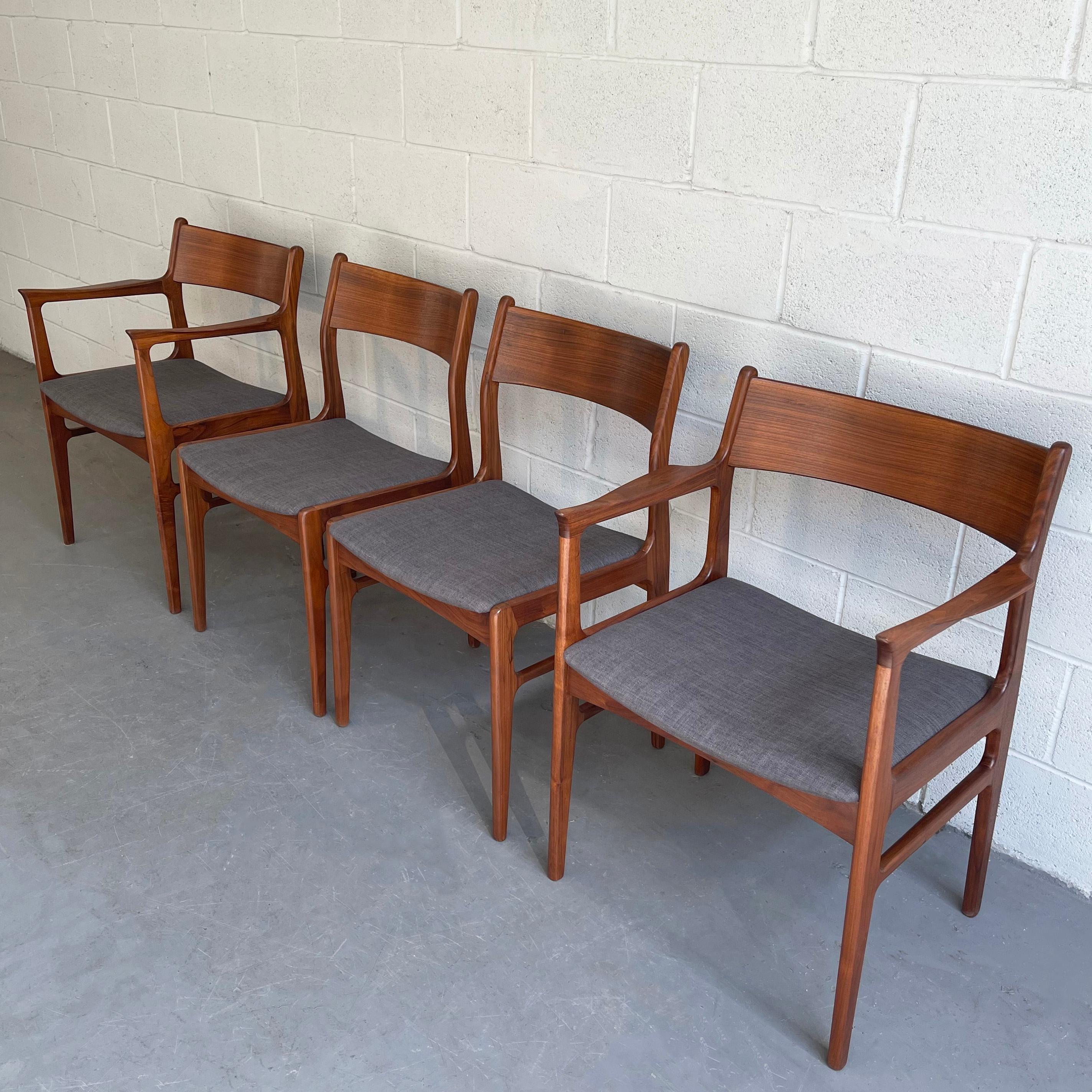 Danish Modern Teak Dining Chairs by Funder-Schmidt & Madsen for Odense In Good Condition In Brooklyn, NY