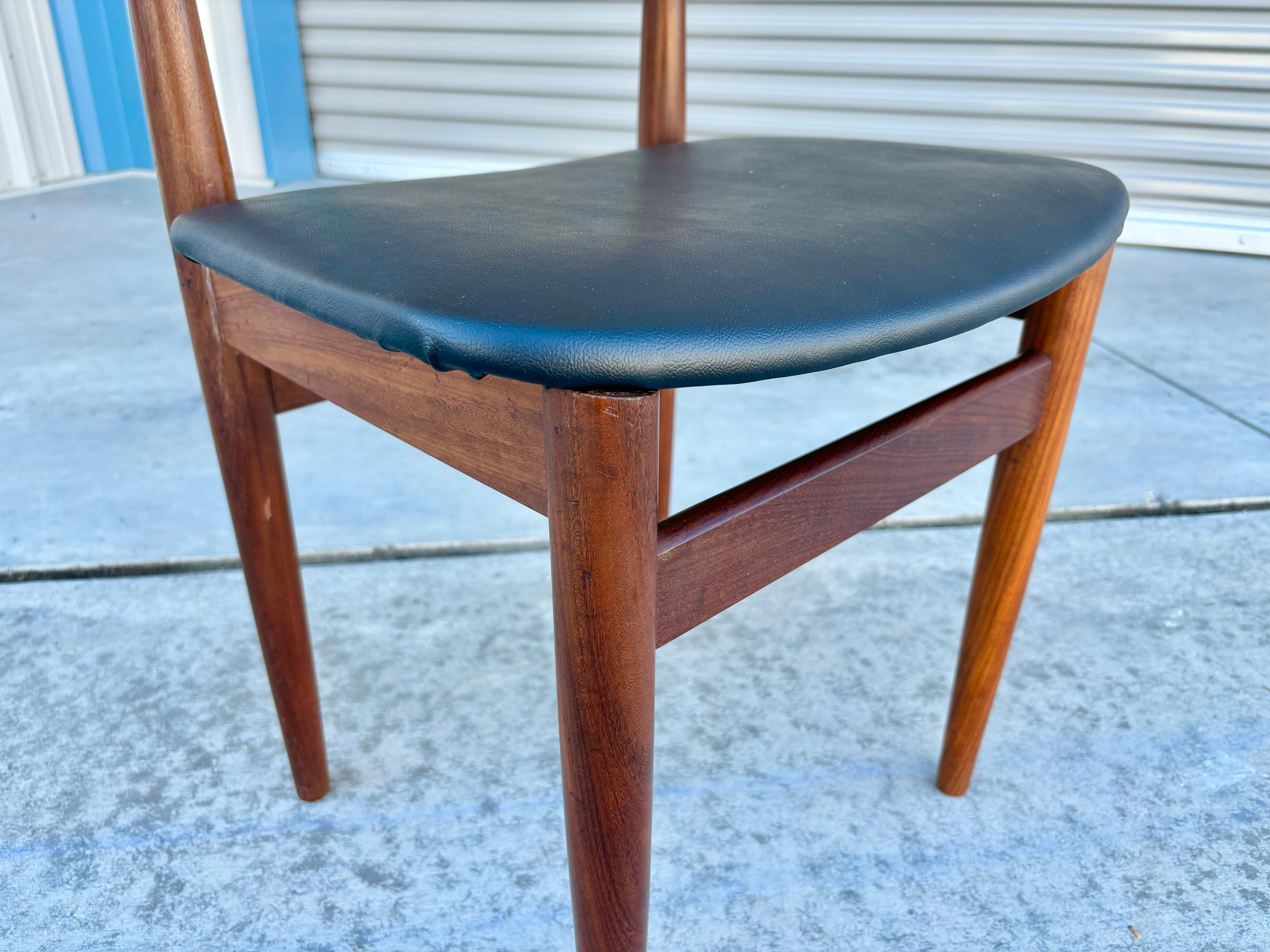Sedie da pranzo moderne danesi in teak di Hans Olsen per Frem Røjle 1960 - set di 4 in vendita 7