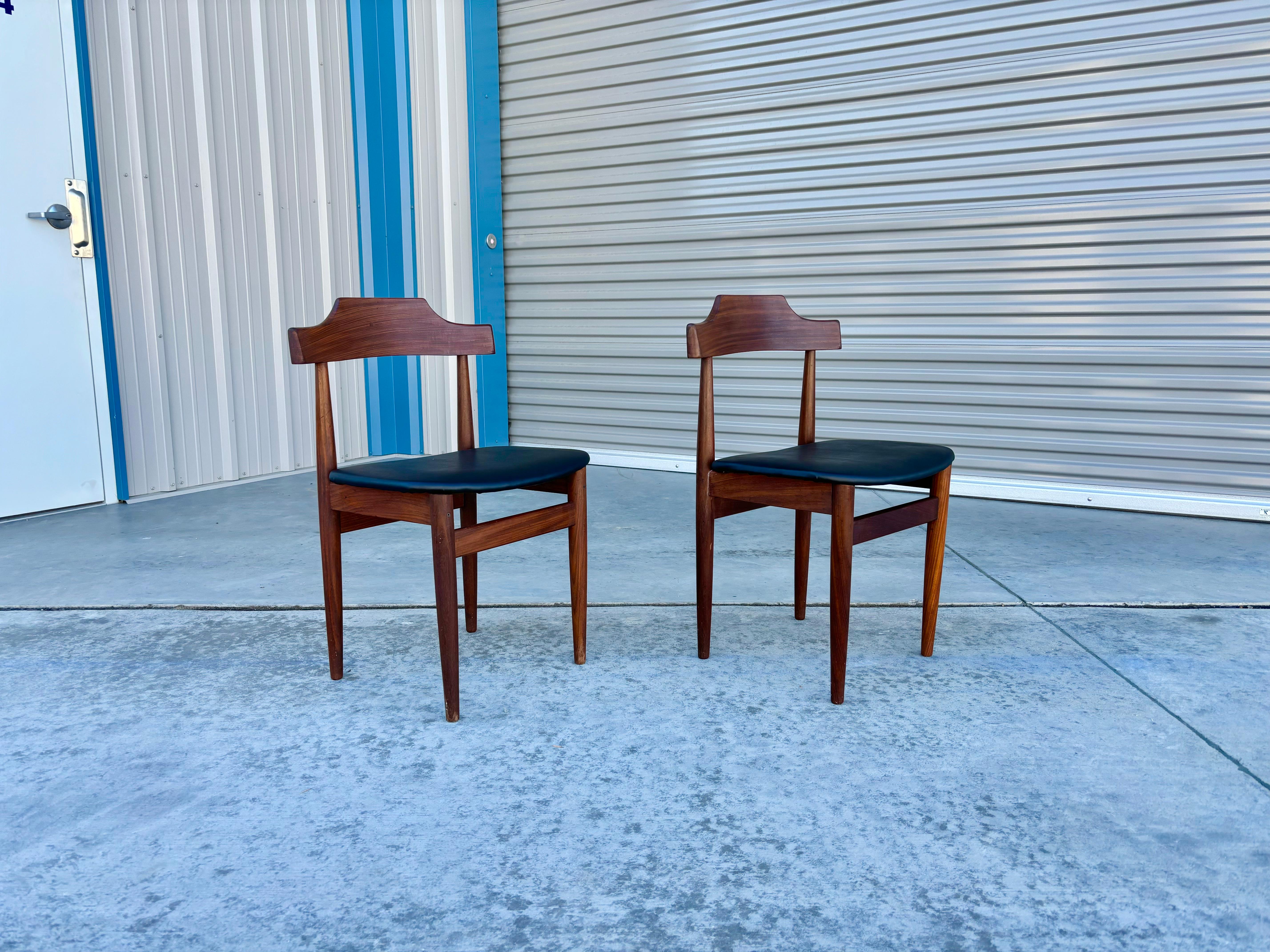 Sedie da pranzo moderne danesi in teak di Hans Olsen per Frem Røjle 1960 - set di 4 in vendita 1