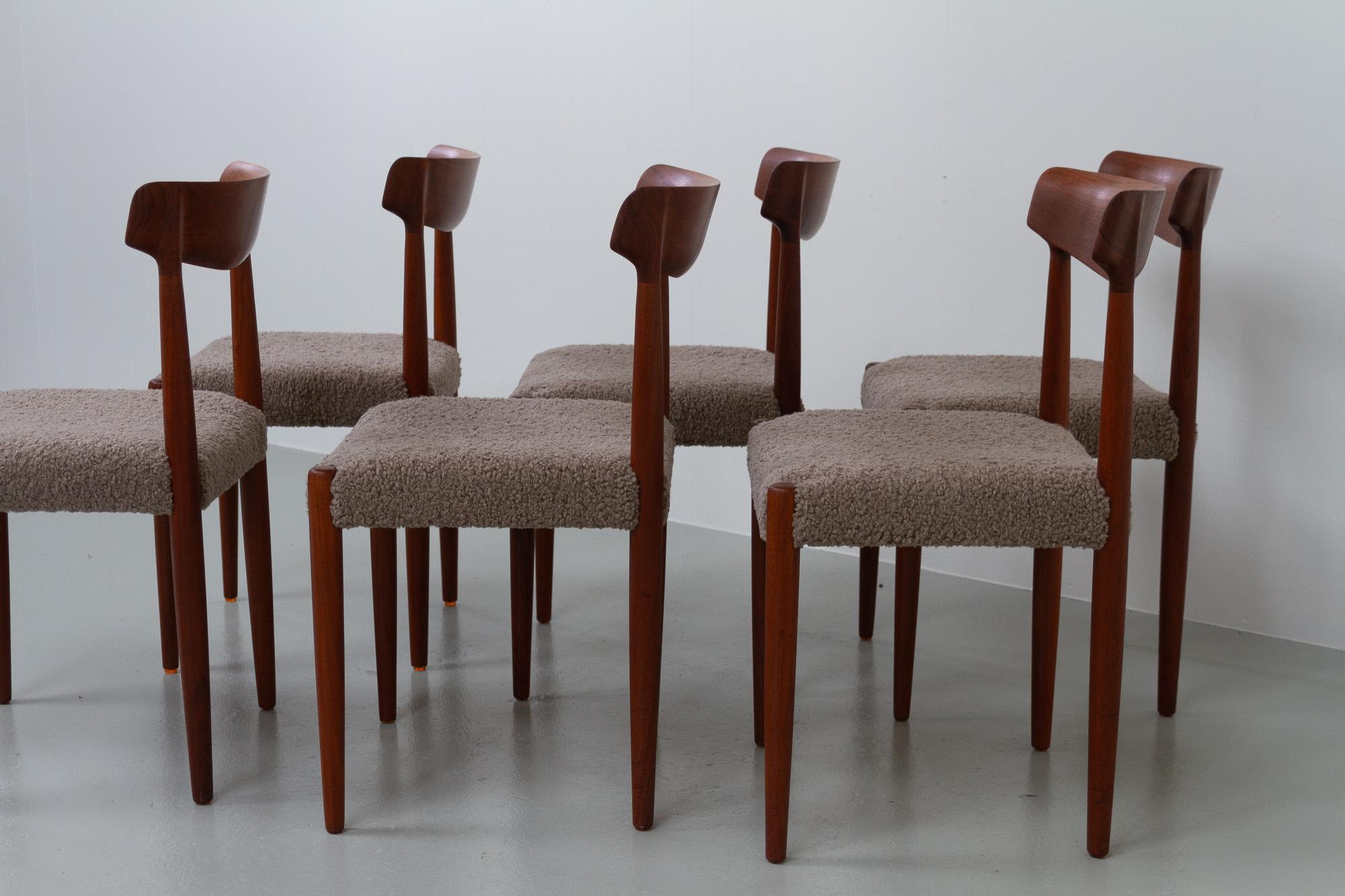 Mid-Century Modern Danish Modern Teak Dining Chairs by Knud Færch for Slagelse, 1960s. Set of 6. For Sale