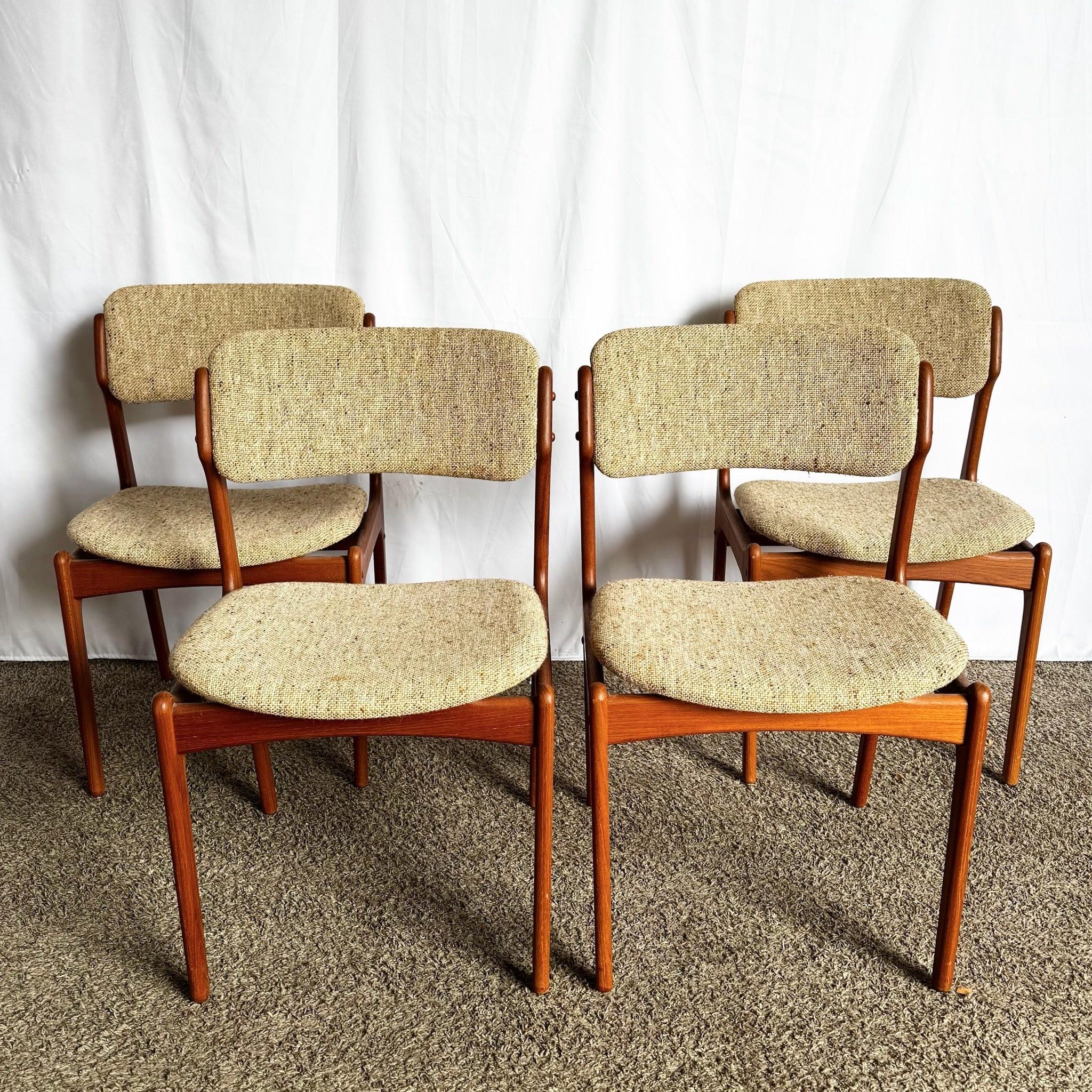 Chaises de salle à manger modernes danoises en teck par O.D. Møbler A-S - Lot de 4 en vente 1