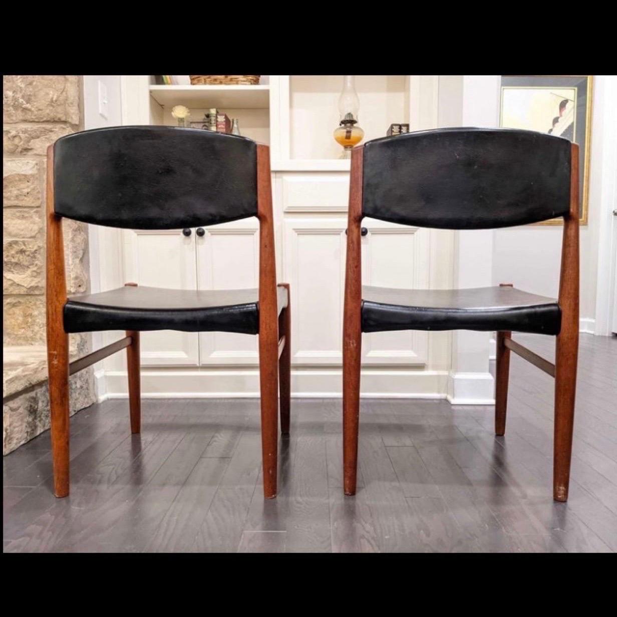 20th Century Danish-Modern Teak Dining Chairs from Glostrup, a Pair