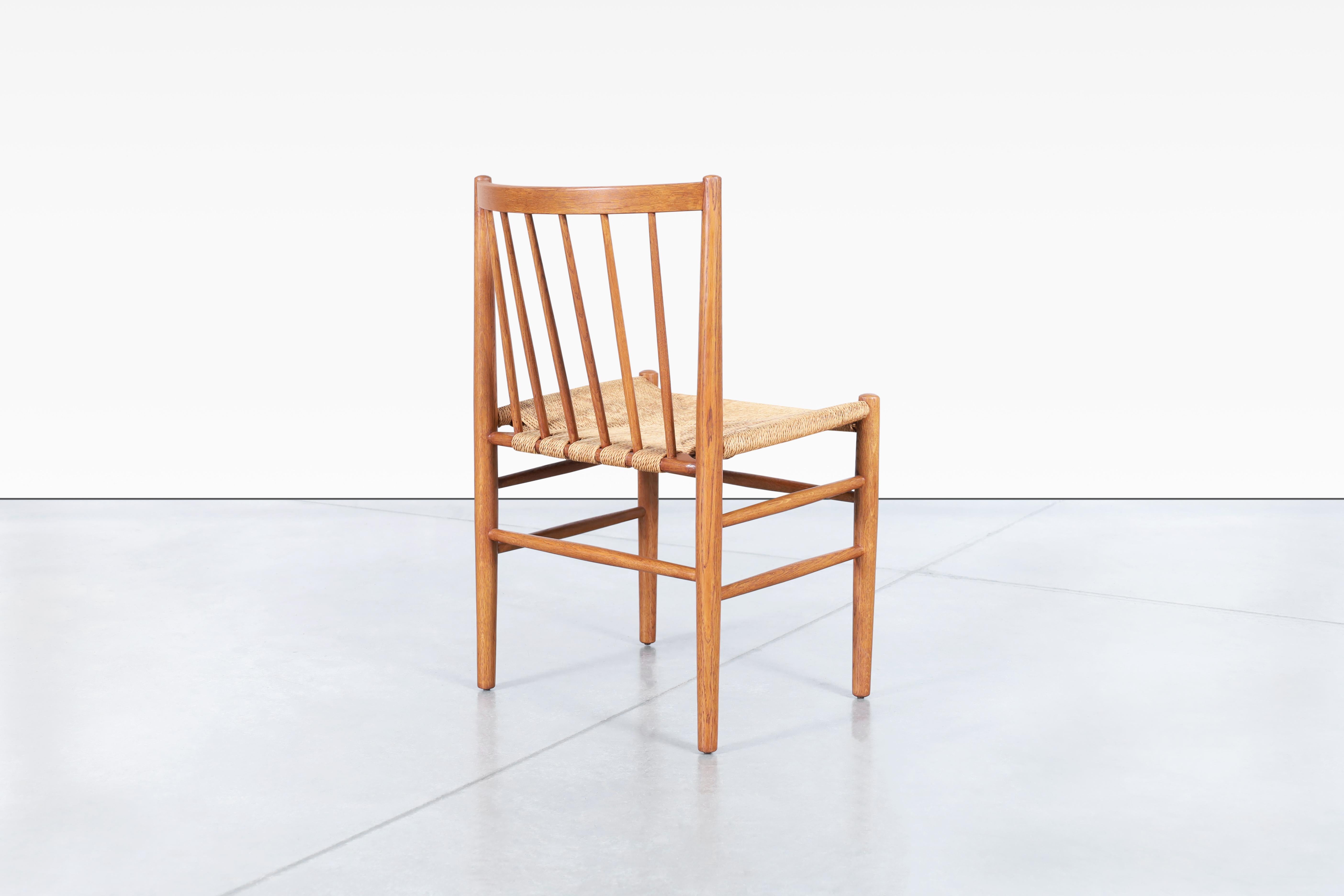 Sedie da pranzo moderne danesi in teak modello J80 di Jørgen Baekmark in vendita 4