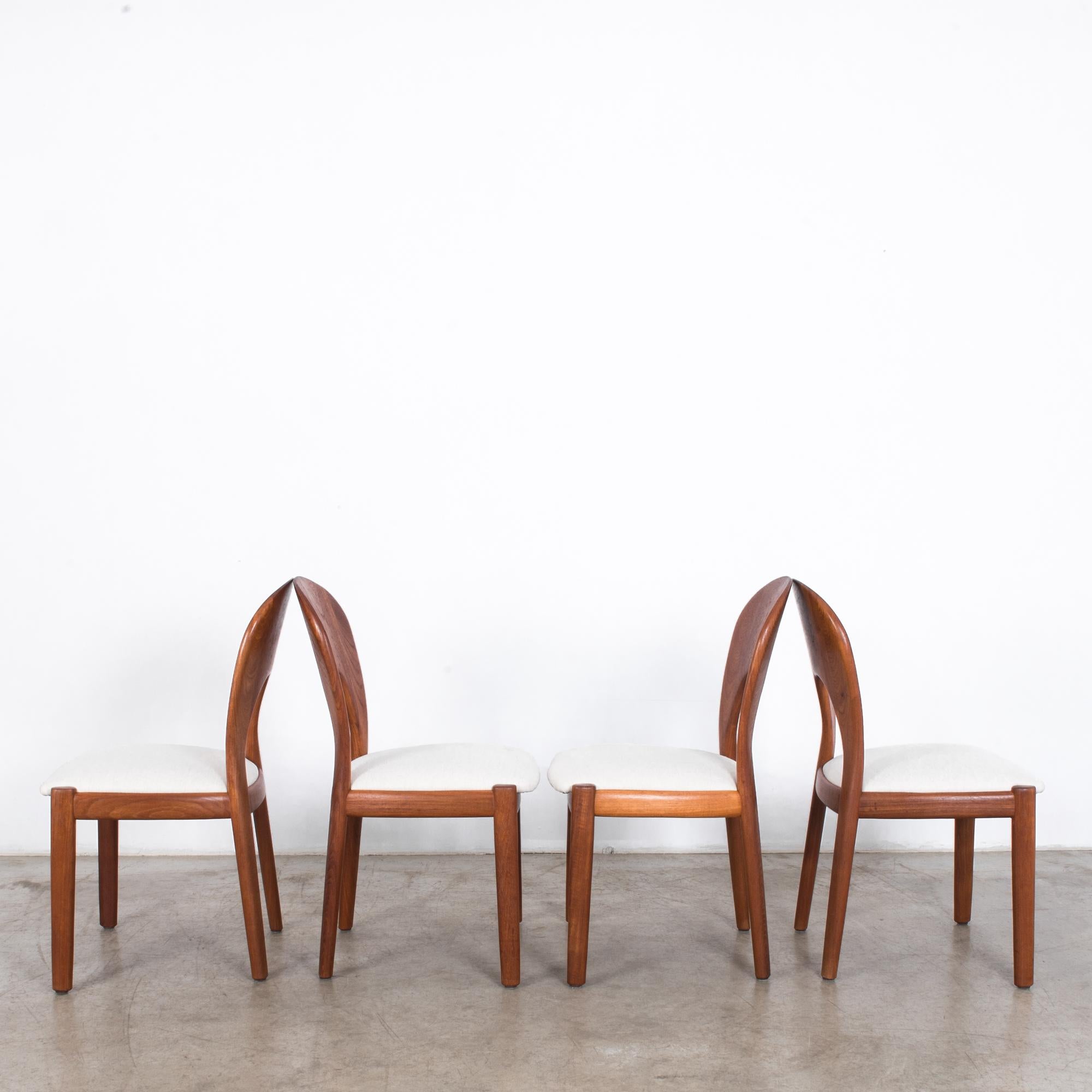 Danish Modern Teak Dining Chairs, Set of Four  In Good Condition In High Point, NC