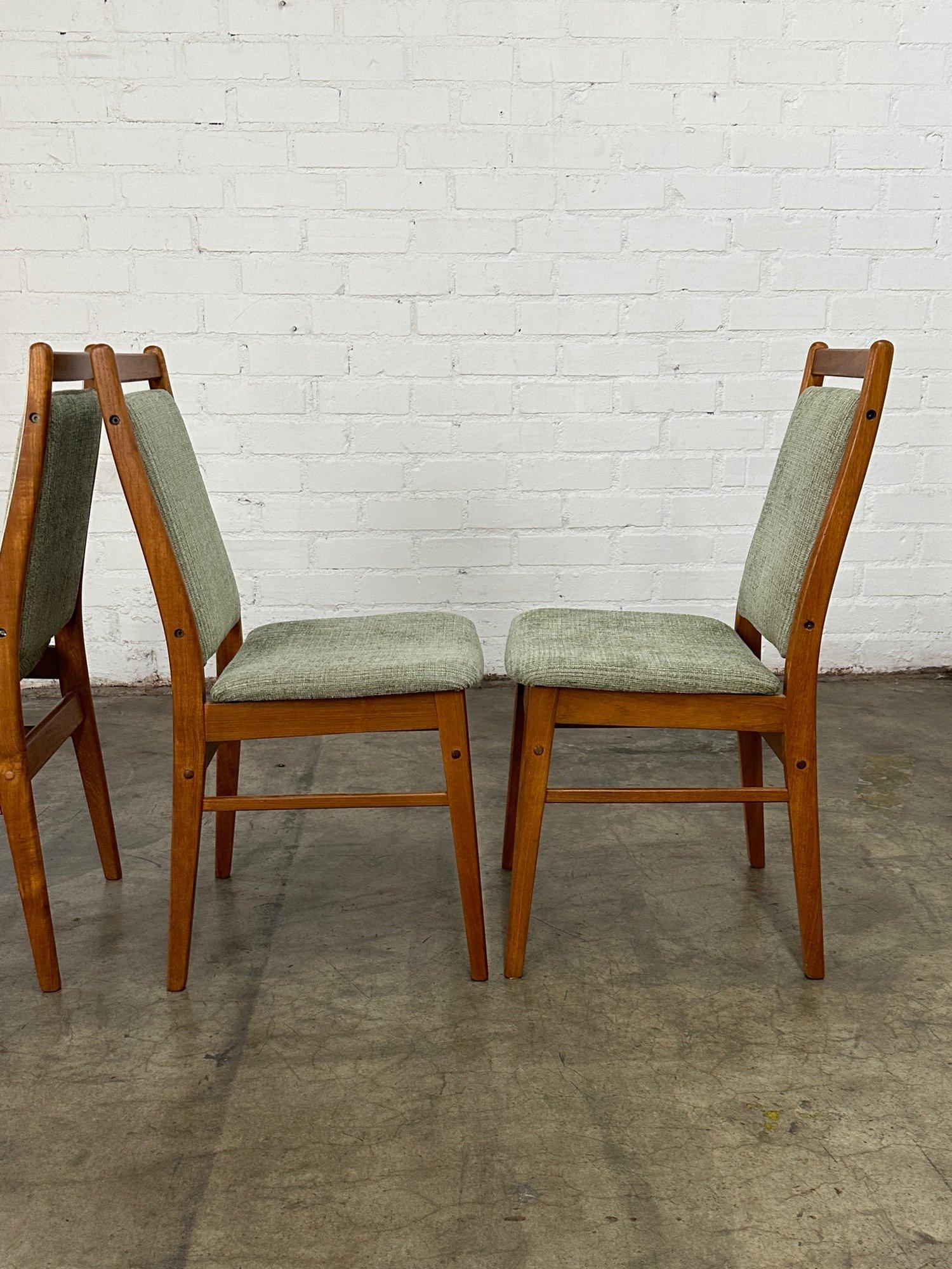Danish Modern Teak Dining Chairs -set of Four For Sale 5