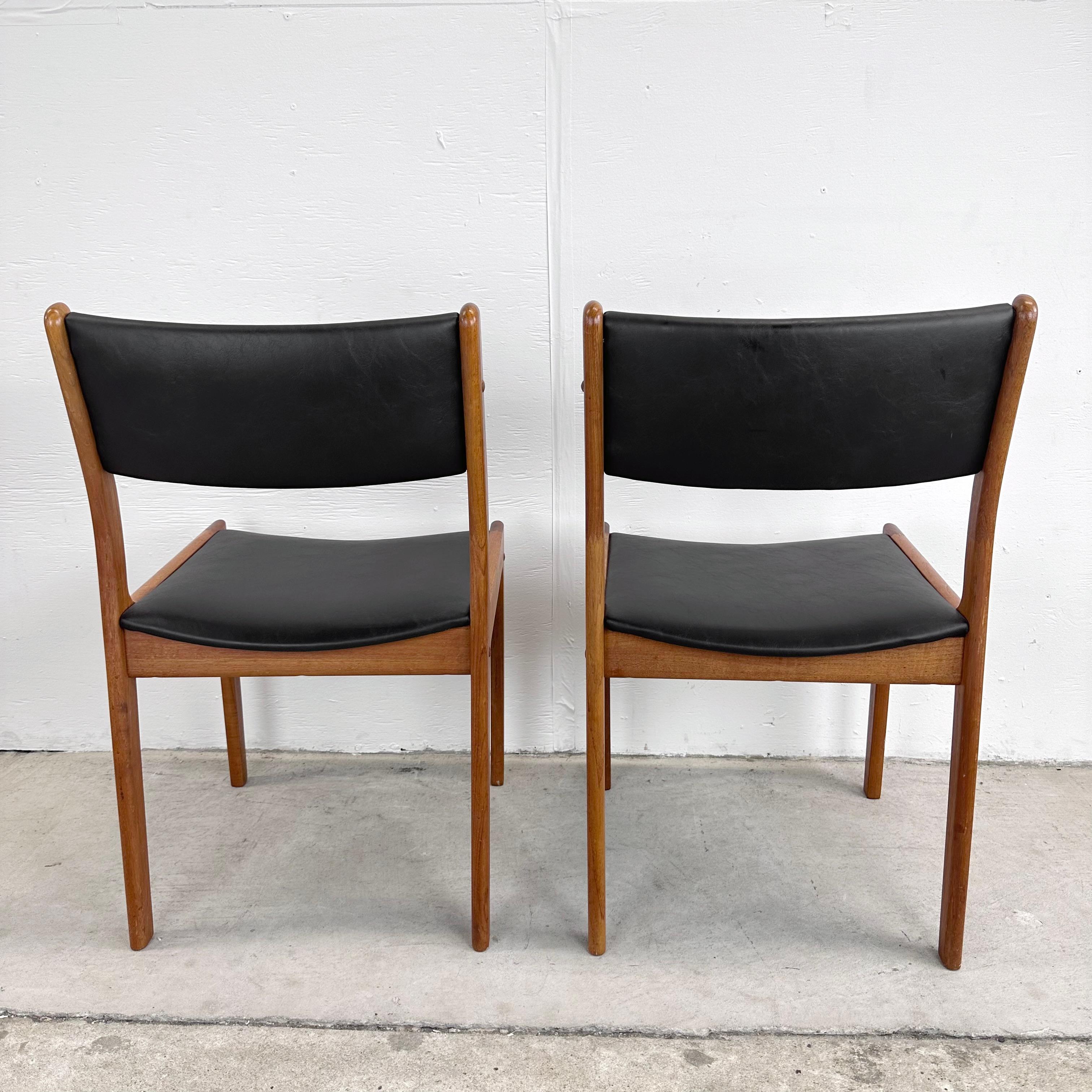 Infuse your dining area with a touch of Danish Modern elegance with these Vintage Teak Dining Chairs – a set of four that promises not only style but also comfort and longevity.

These chairs have been masterfully brought back to life with durable