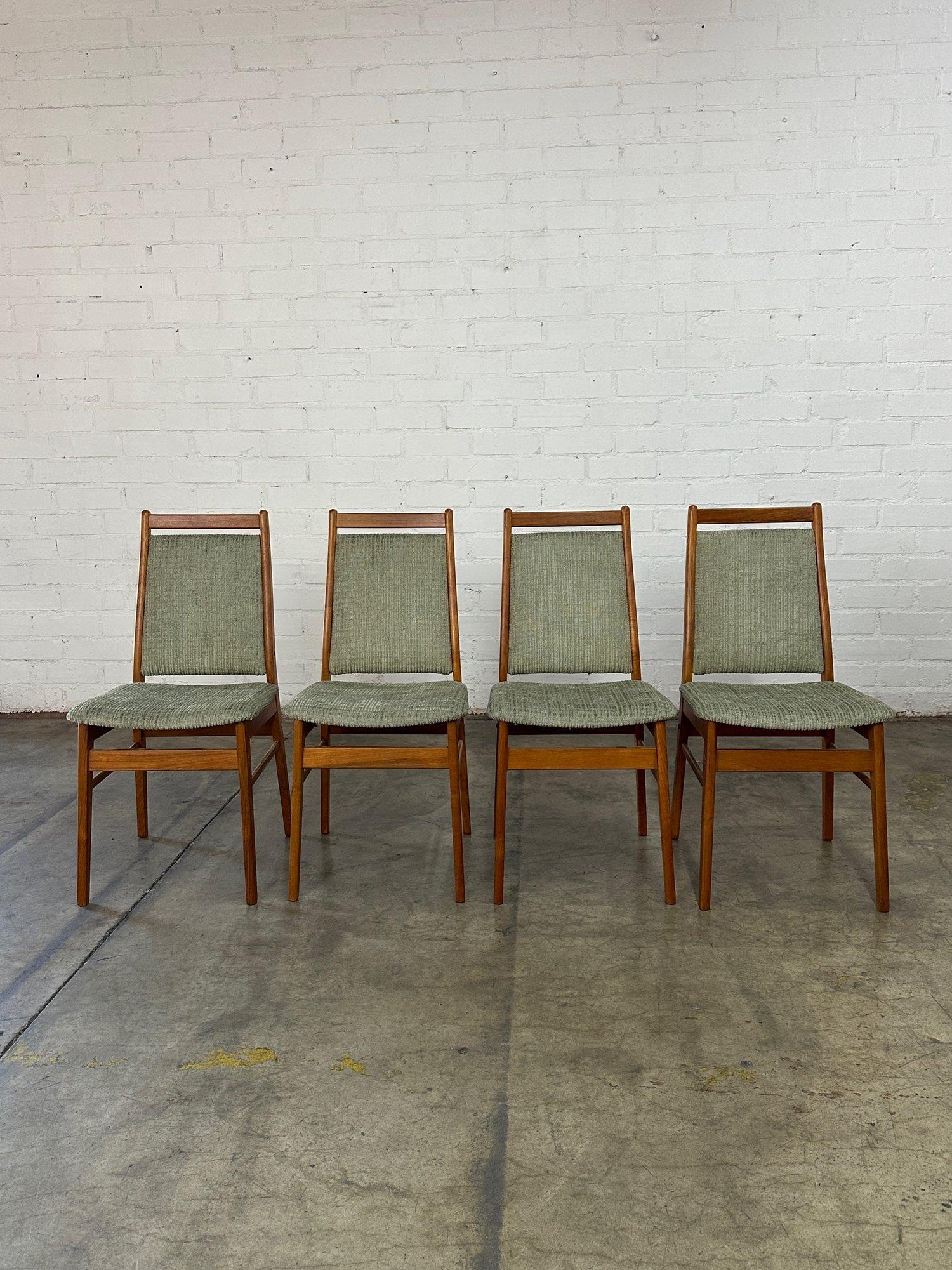 Walnut Danish Modern Teak Dining Chairs -set of Four For Sale