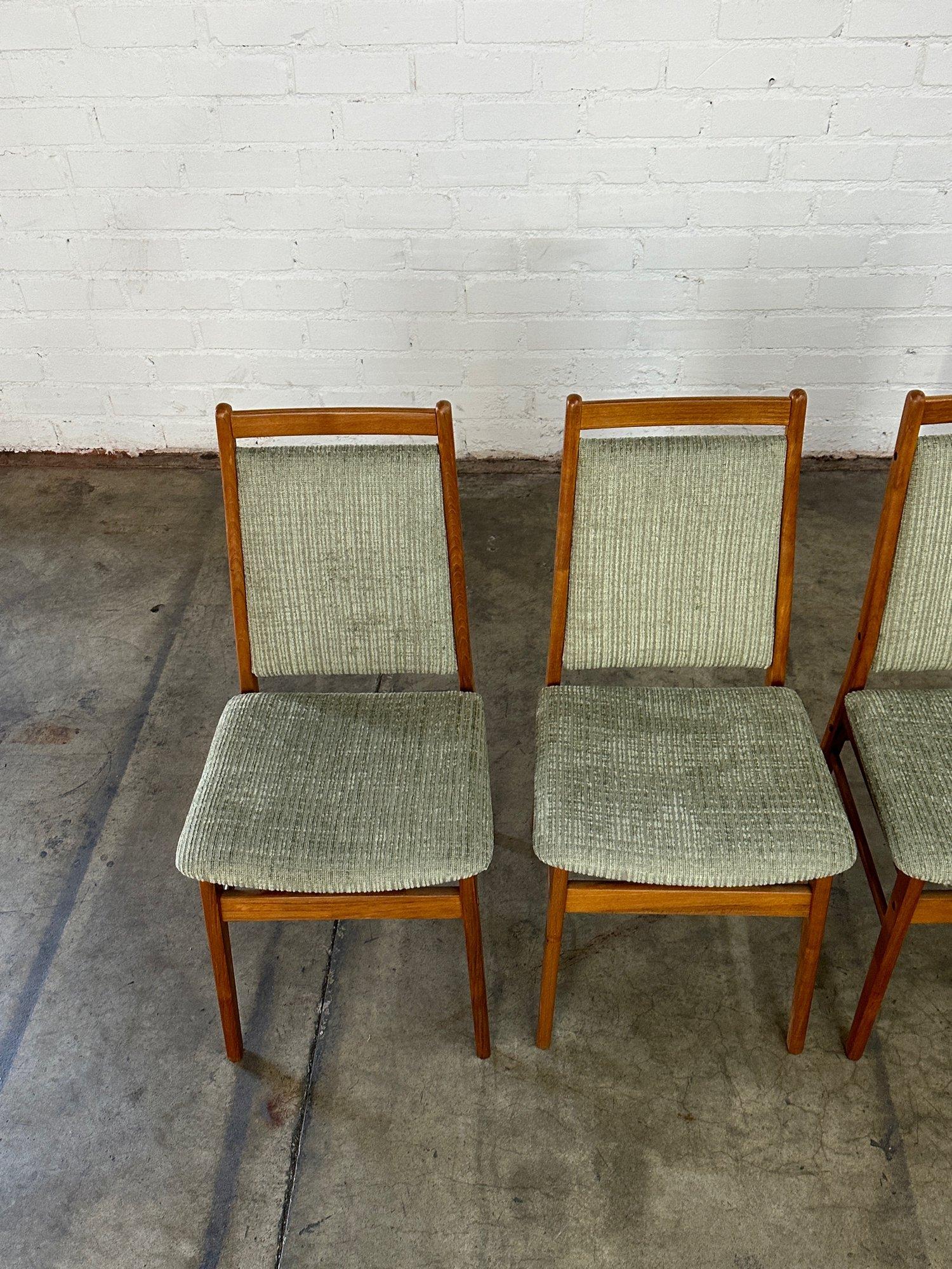 Danish Modern Teak Dining Chairs -set of Four For Sale 3