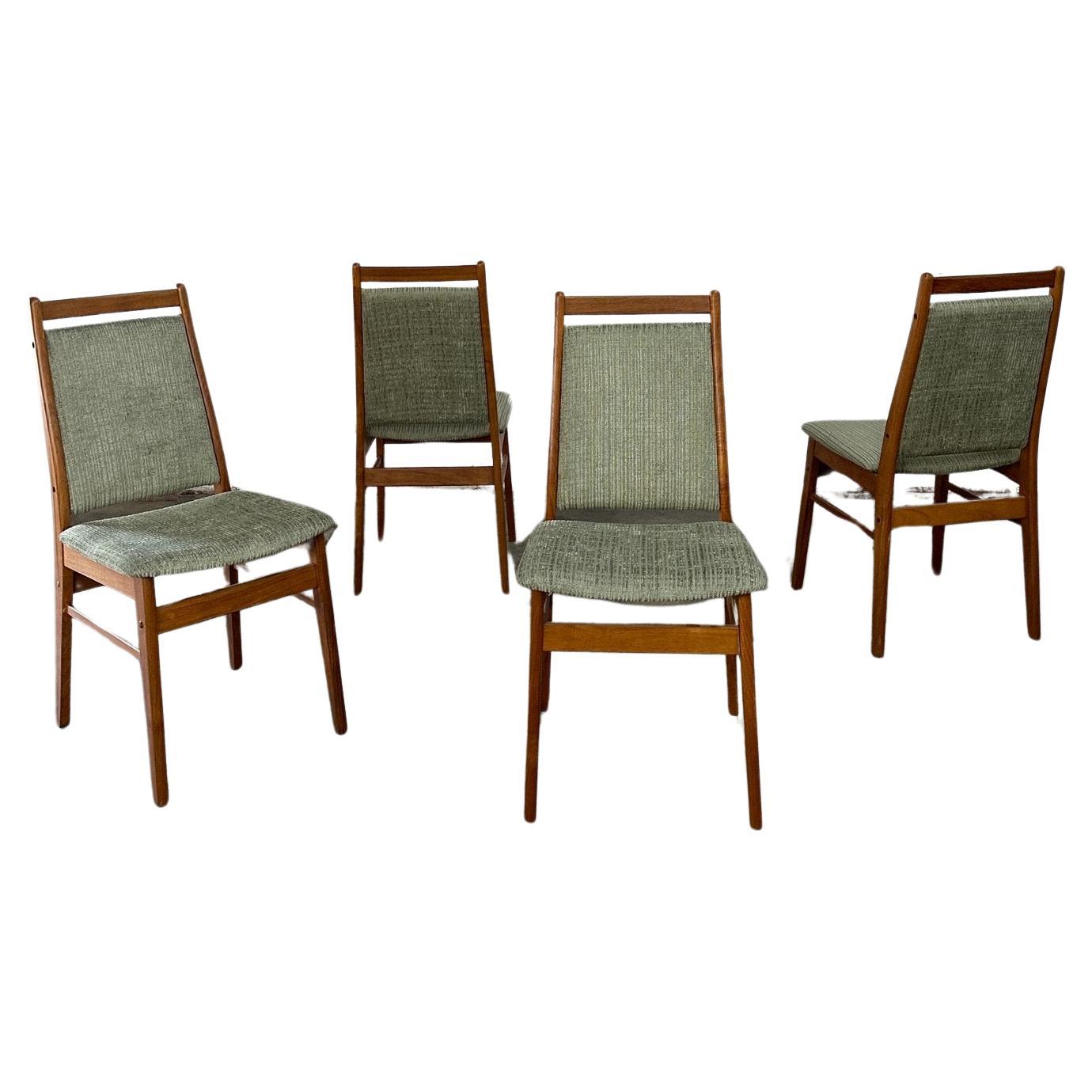 Chaises de salle à manger danoises modernes en teck -set de quatre