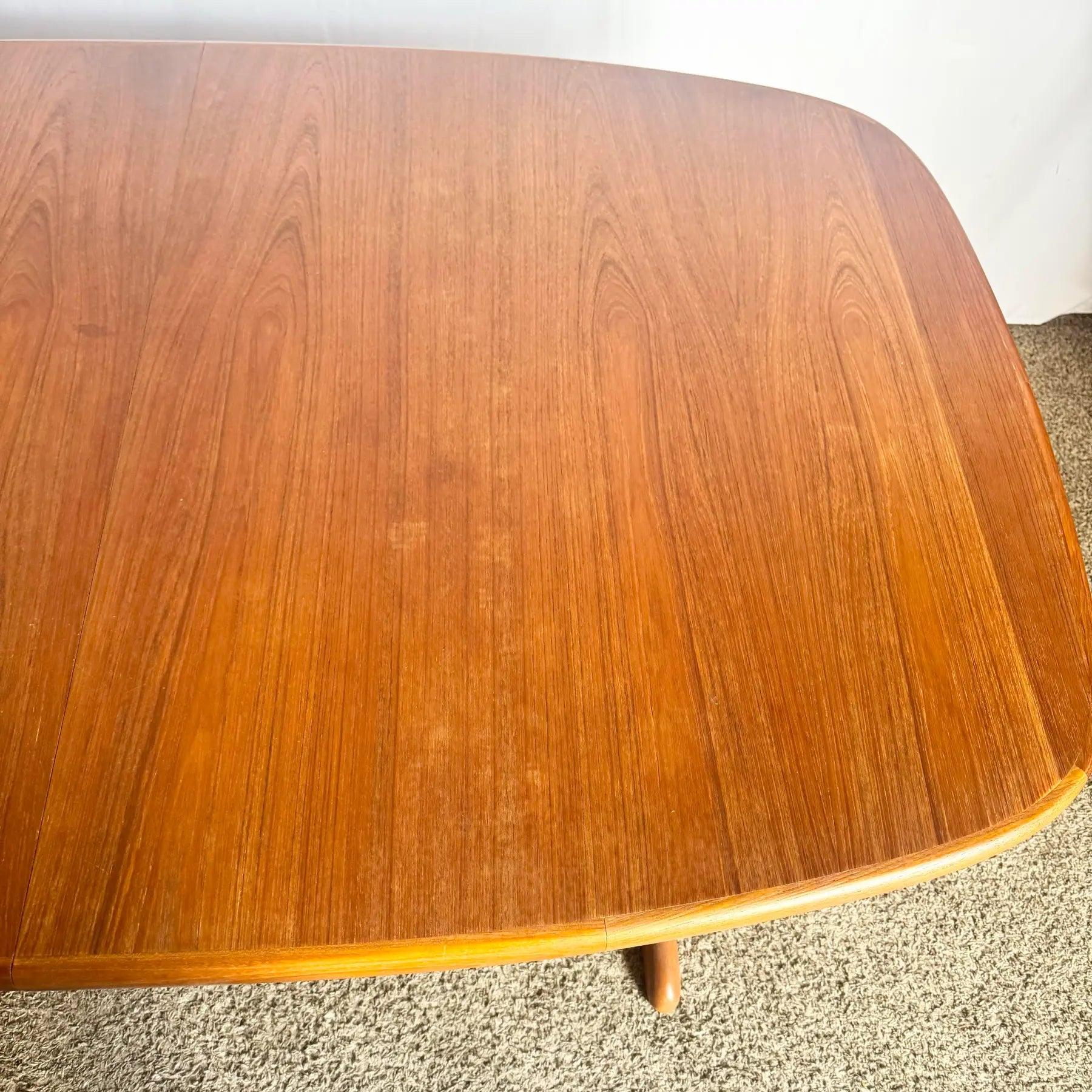 Danish Modern Teak Dining Table by Skovby For Sale 3