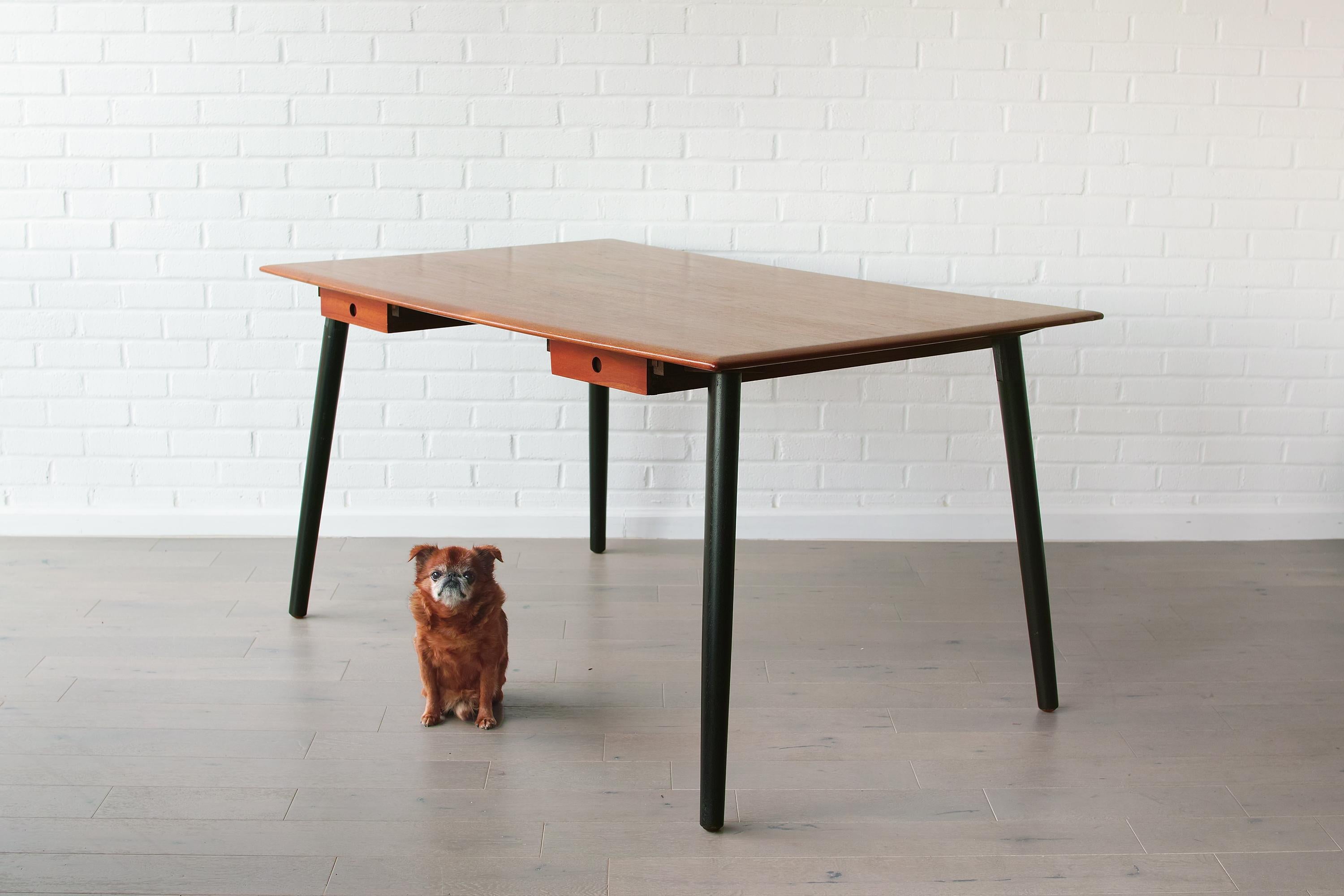 Scandinave moderne Danish Modern Teak Dining Table or Partners Desk en vente