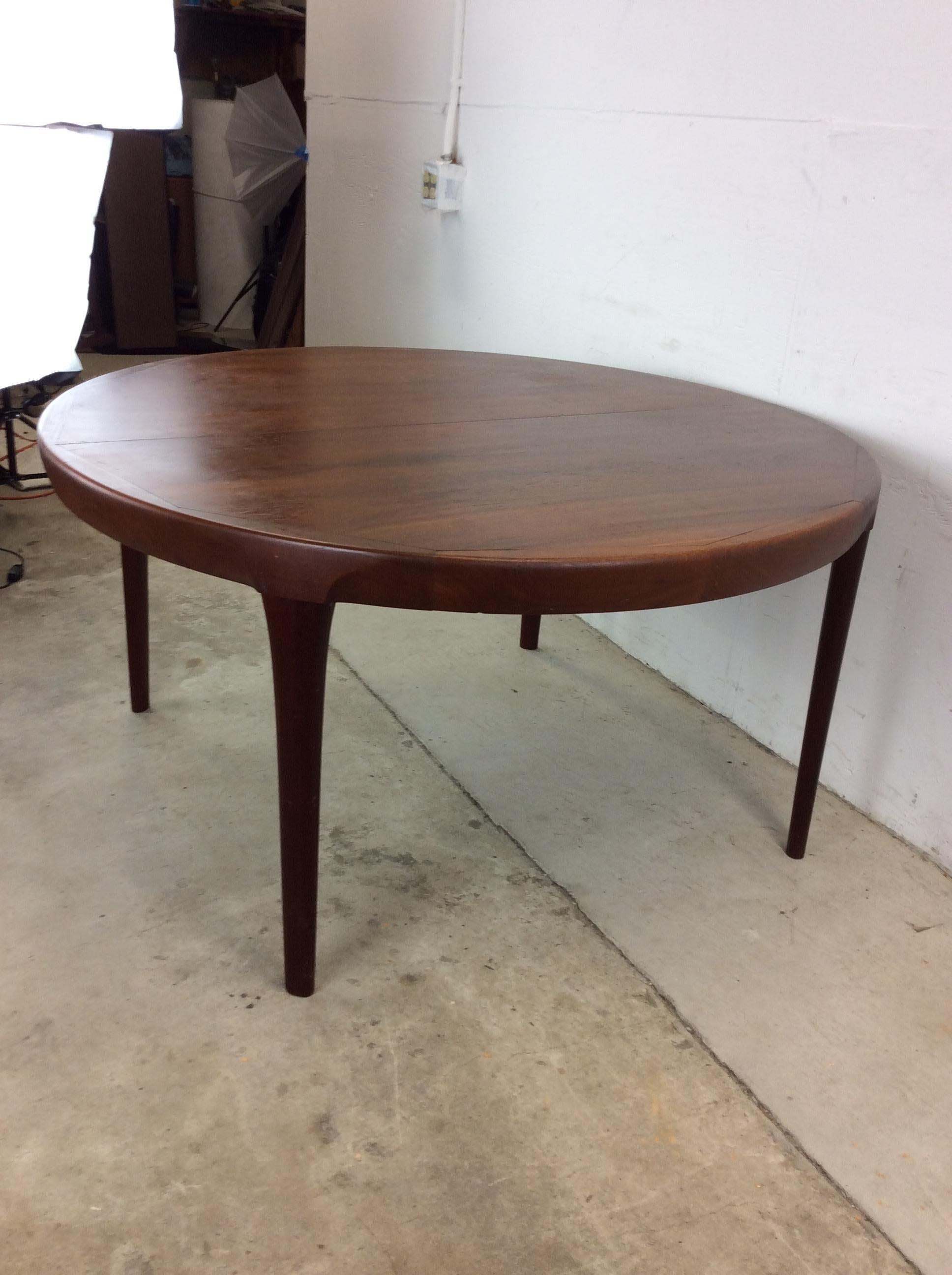 Danish Modern Teak Dining Table with 3 Large Leafs 6