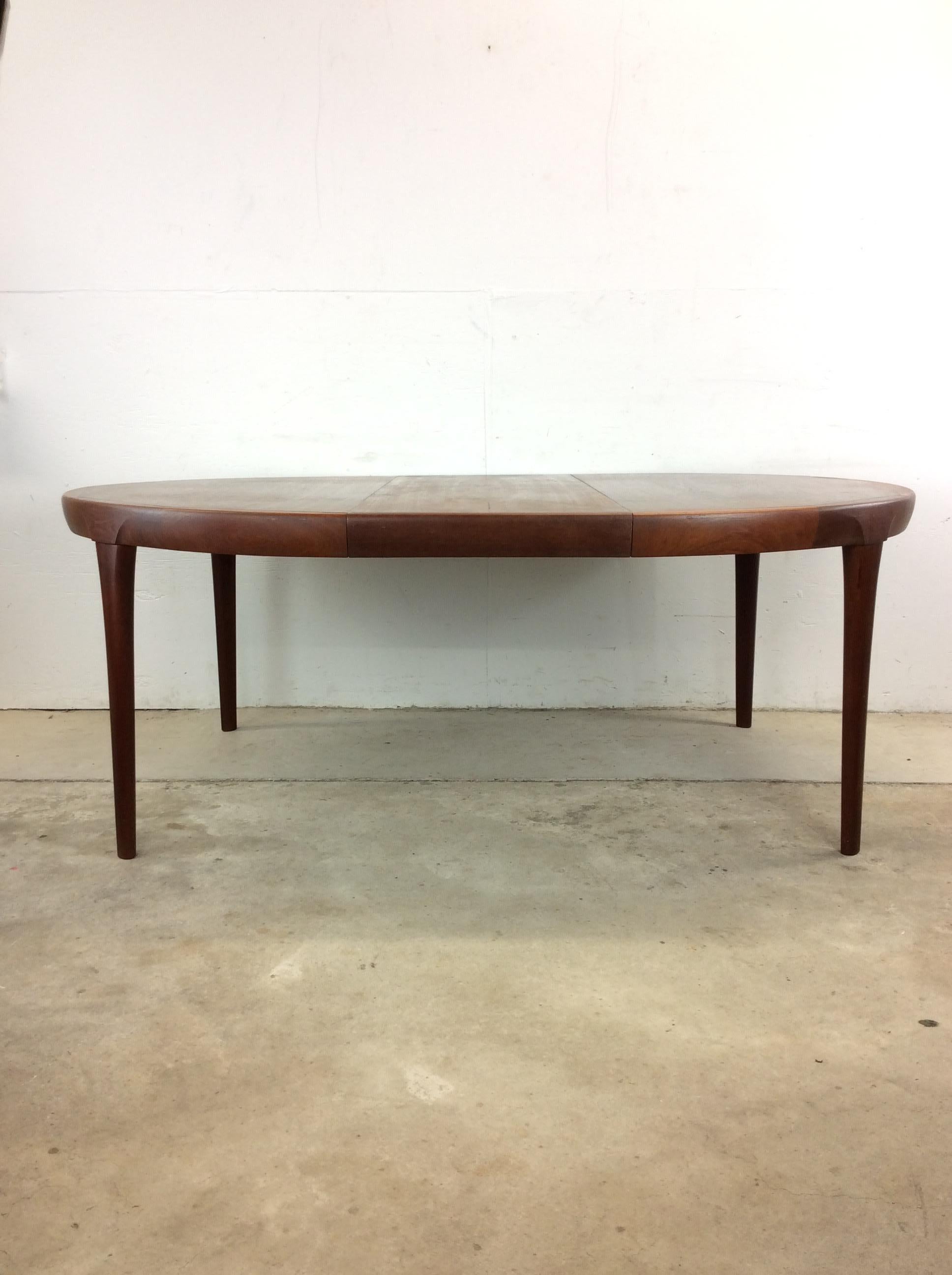 Danish Modern Teak Dining Table with 3 Large Leafs 11