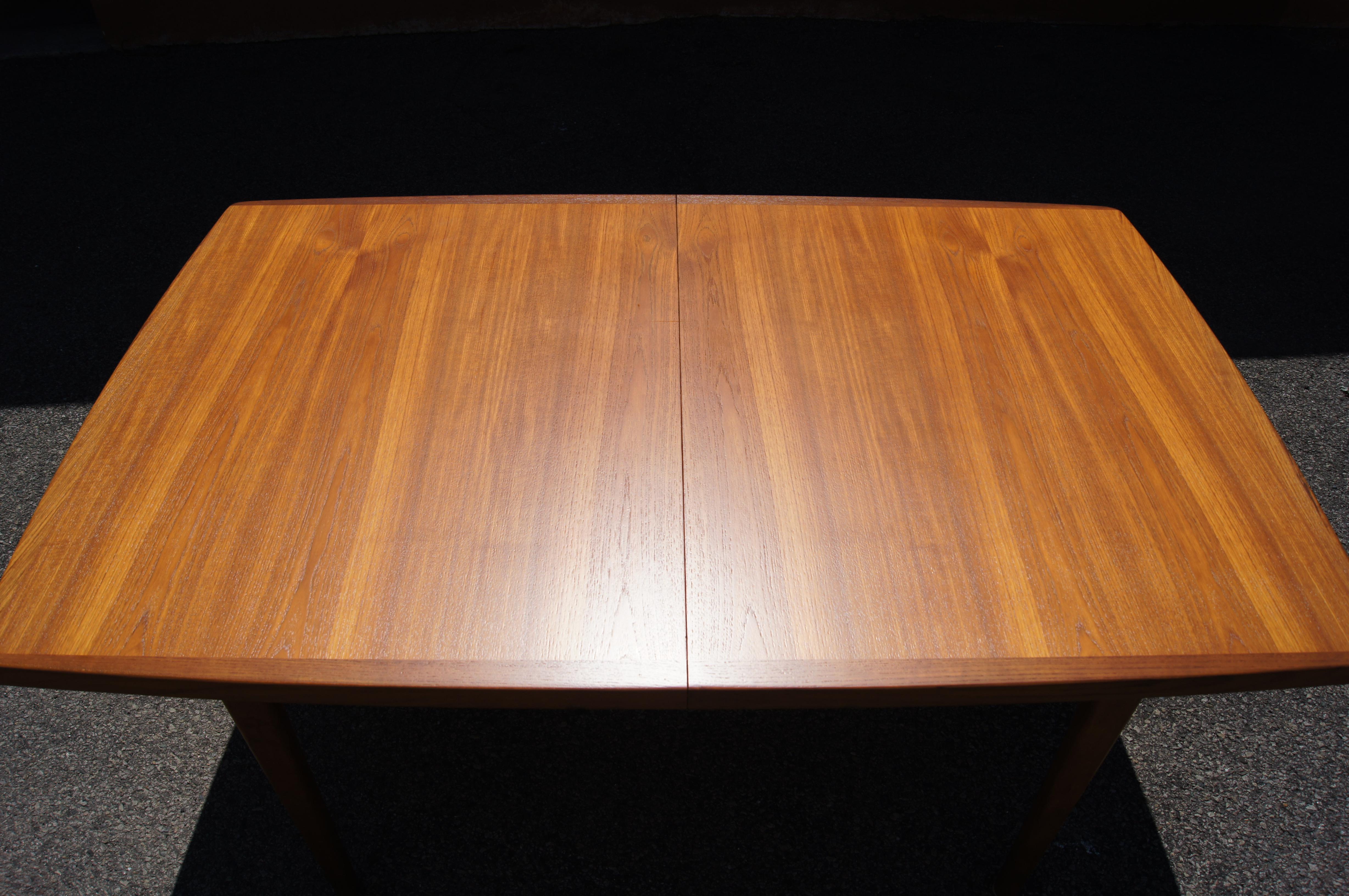 Danish Modern Teak Dining Table with Extensions For Sale 3