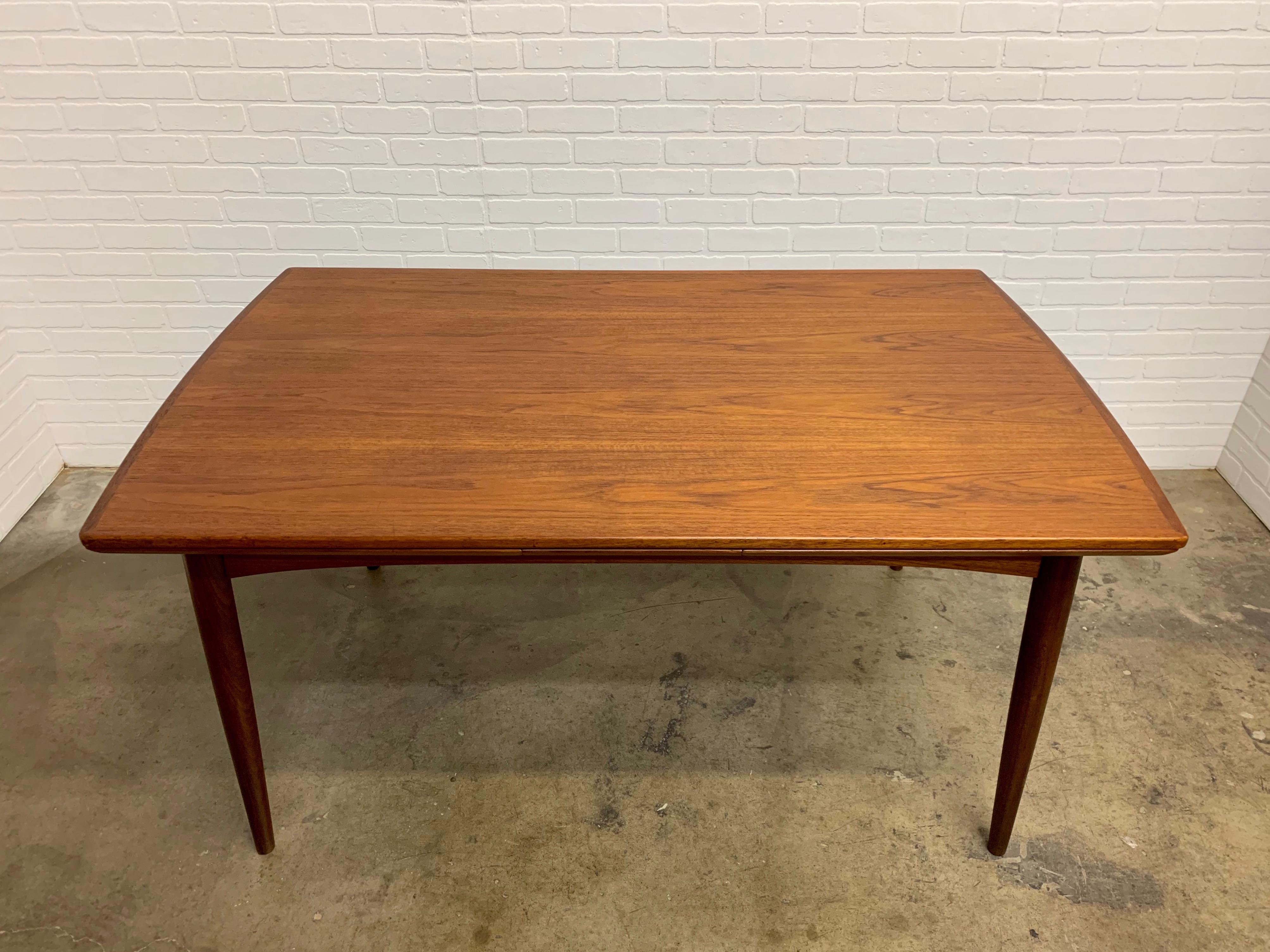 Scandinavian Modern Danish Modern Teak Draw-Leaf Table