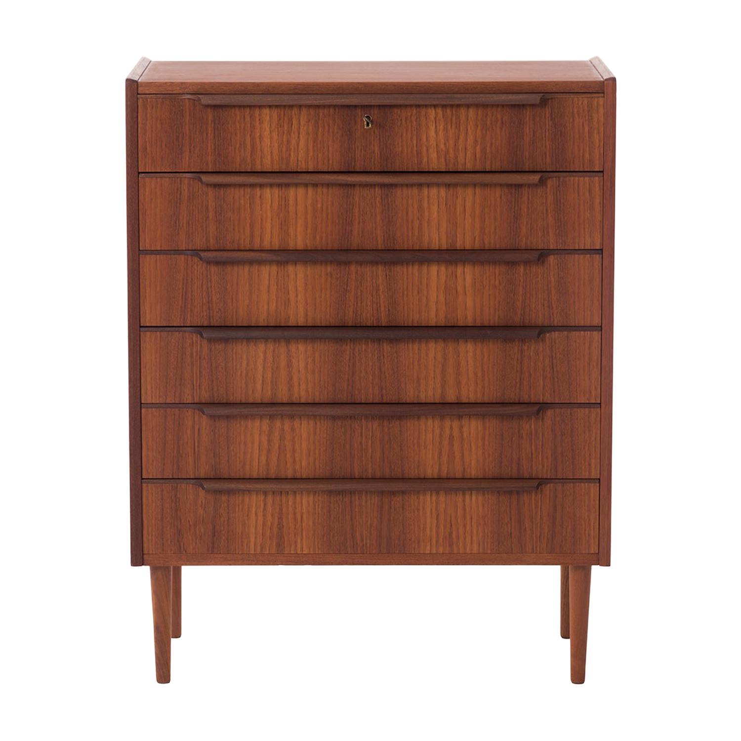 Danish Modern Teak Drawer Chest with Elongated Pulls at 1stDibs