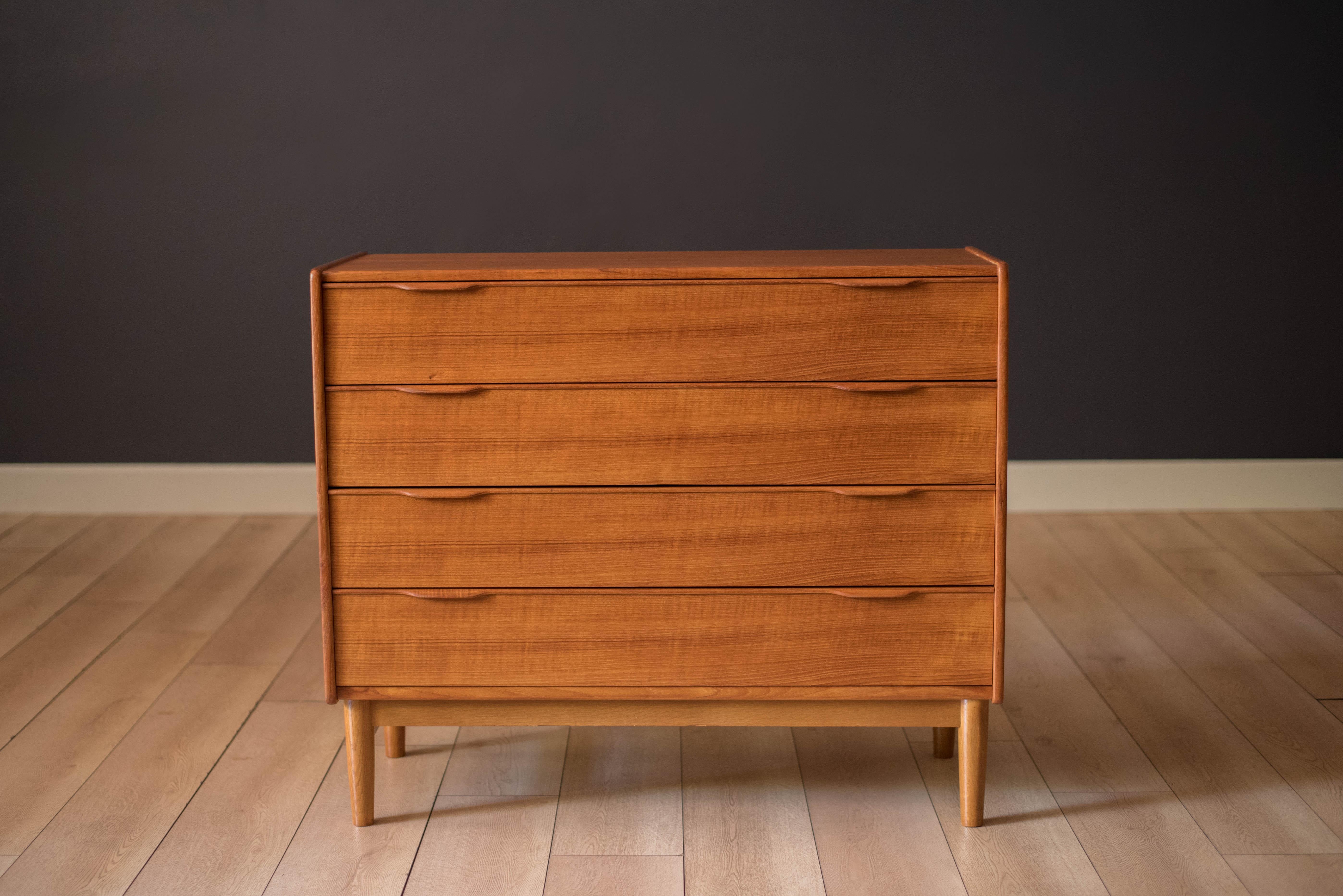 Scandinavian Modern Danish Modern Teak Dresser Chest of Drawers by Henning Jorgensen For Sale