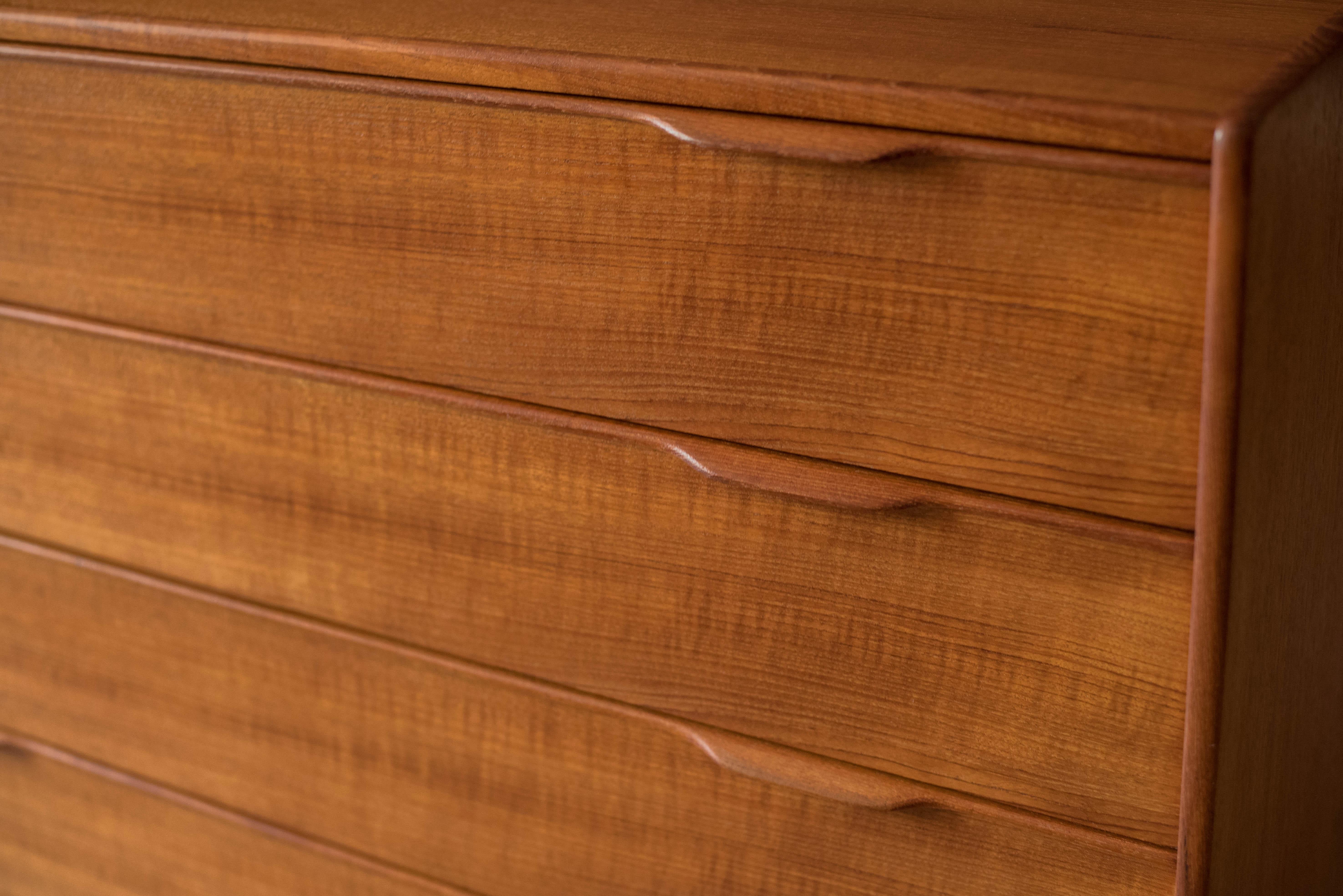 Danish Modern Teak Dresser Chest of Drawers by Henning Jorgensen For Sale 1