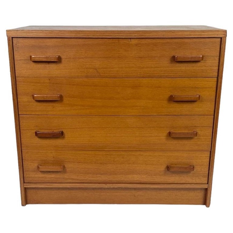 Danish Modern Teak Dresser For Sale at 1stDibs