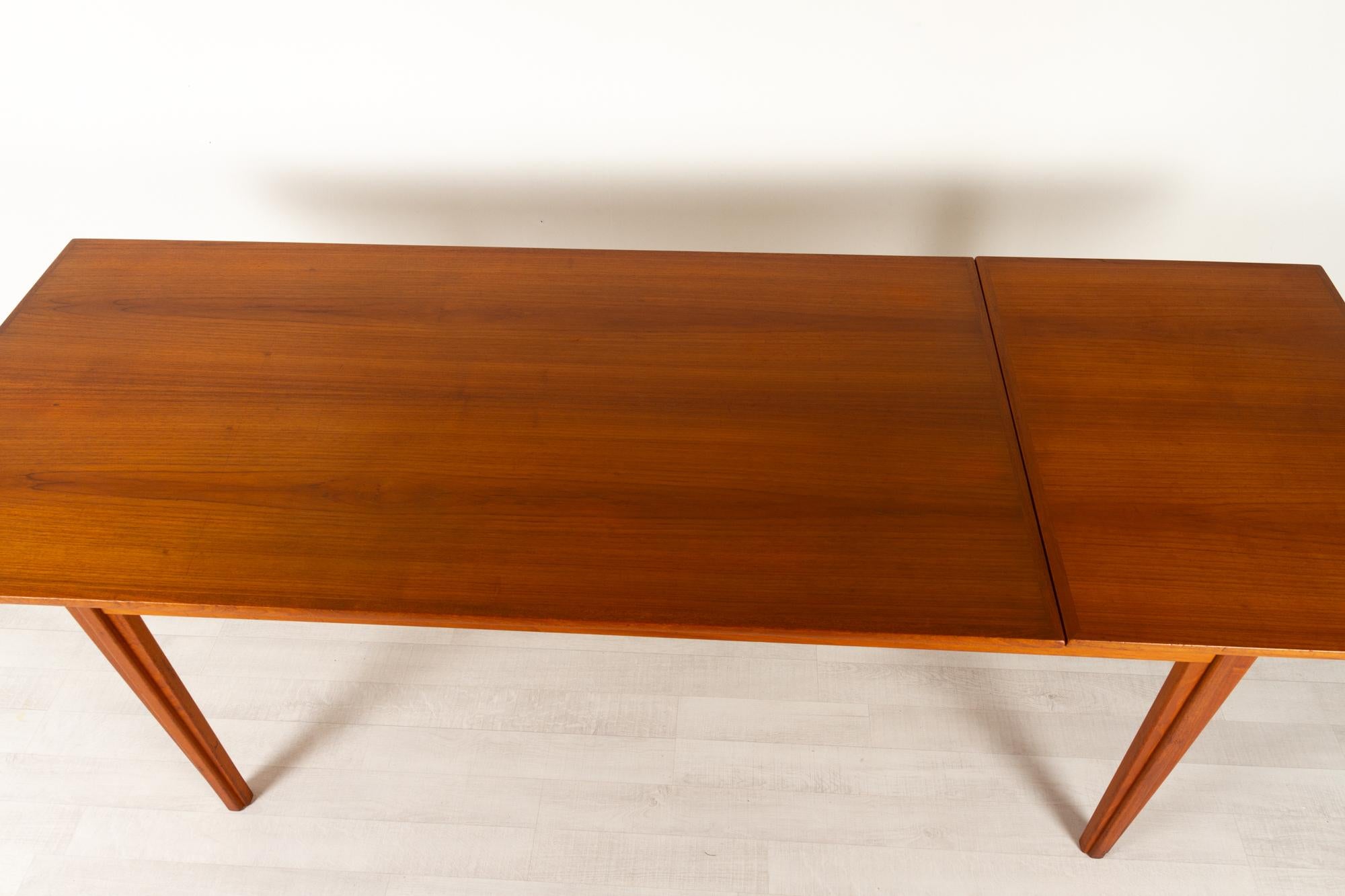 Danish Modern Teak Drop Leaf Dining Table, 1960s 2