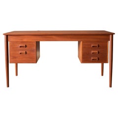 Bureau de direction danois moderne en teck de Borge Mogensen pour Soborg Mobler
