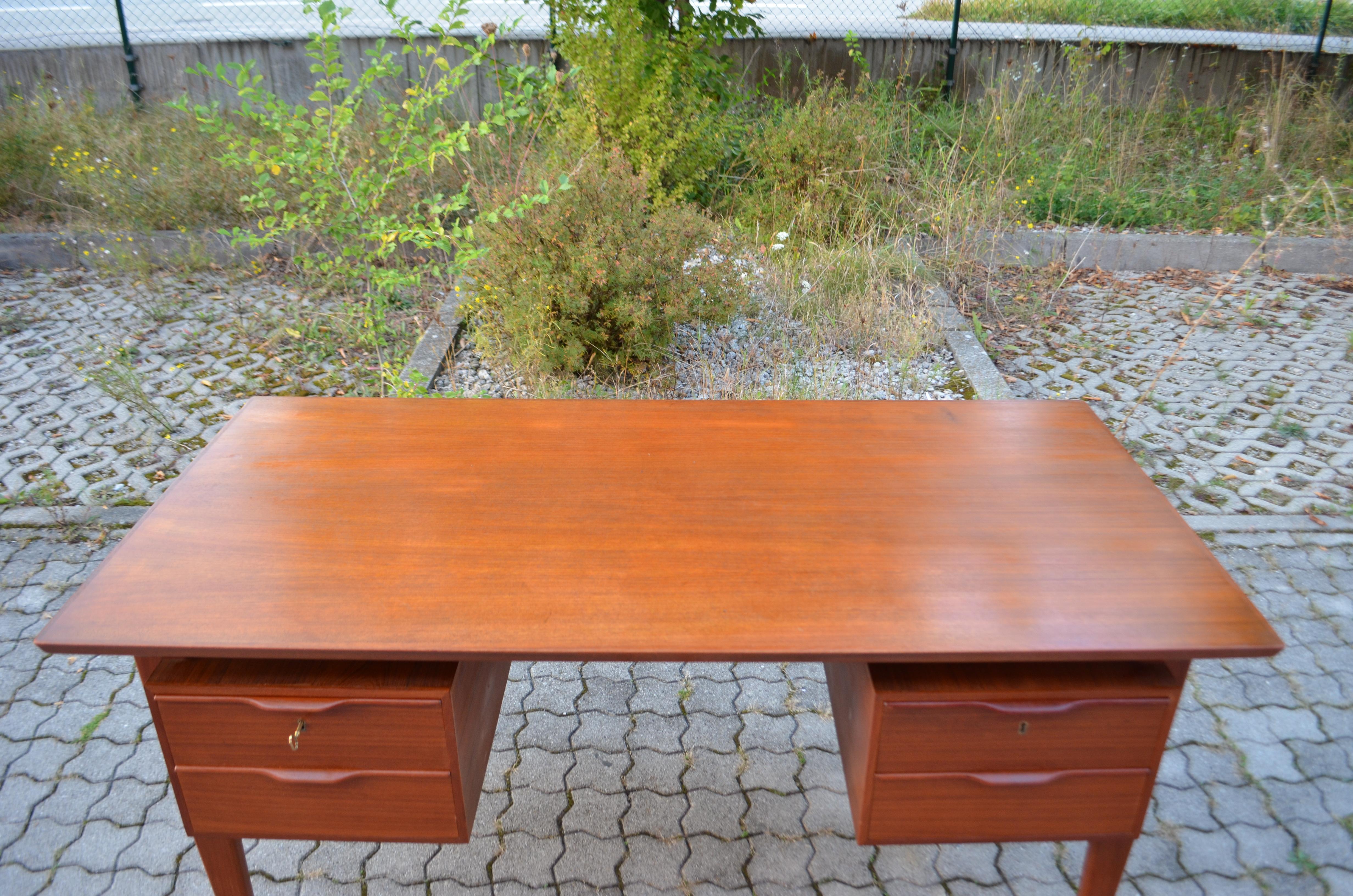 Mid-20th Century Danish Modern Teak Executive Writing Desk Henning Jorgensen for Fredericia For Sale