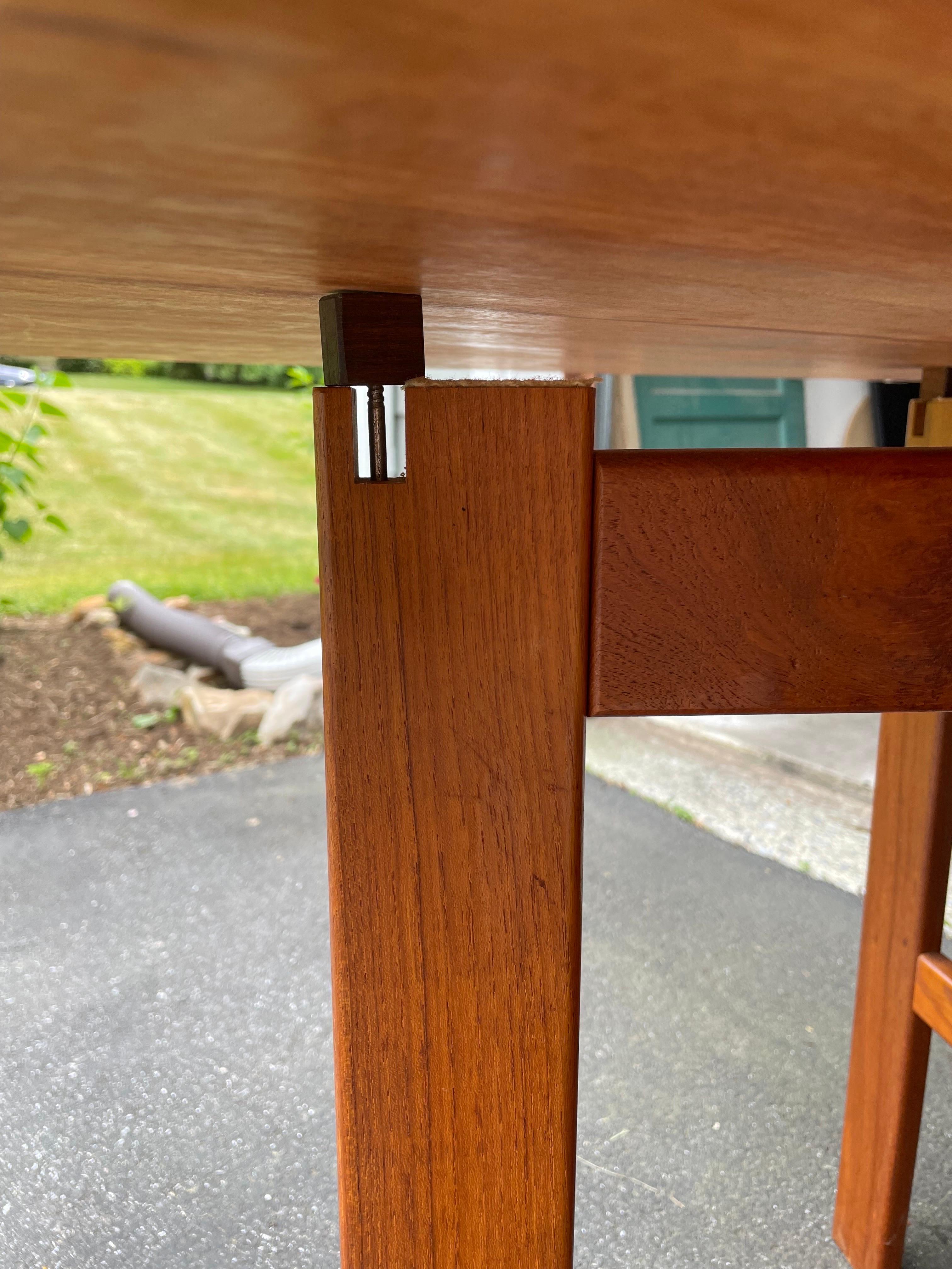 Unknown Danish Modern Teak Expandable Gateleg Dining Table