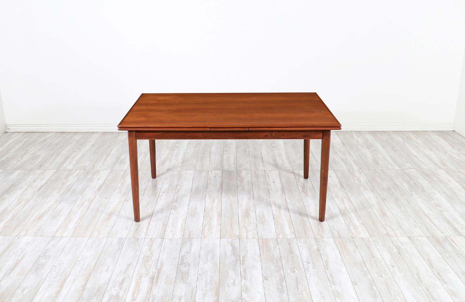 Mid-Century Modern Expertly Restored - Danish Modern Teak Expanding Draw-Leaf Dining Table For Sale