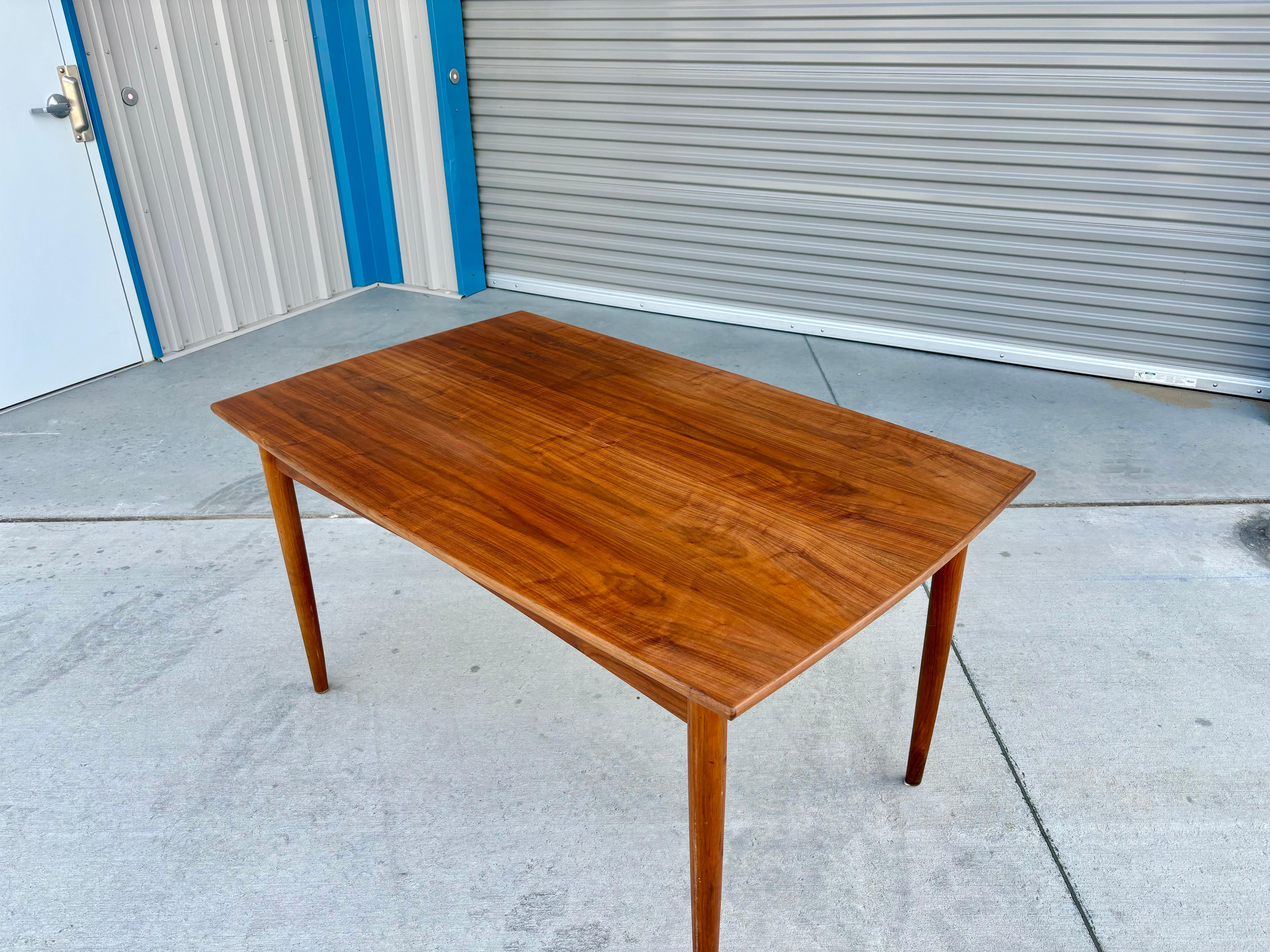 Danish Modern Teak Extendable Dining Table, 1960s For Sale 8