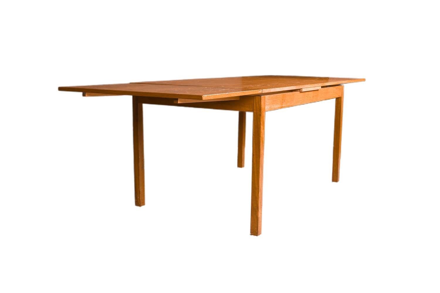 Mid-Century Modern Danish Modern Teak Extendable Dining Table For Sale