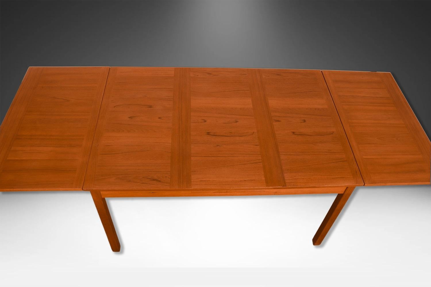 Mid-Century Modern Danish Modern Teak Extendable Dining Table Vejle Stole Møbelfabrik For Sale