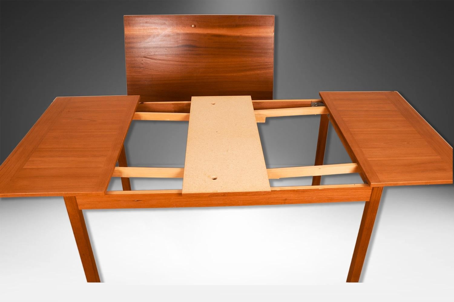 Danish Modern Teak Extendable Dining Table Vejle Stole Møbelfabrik For Sale 3
