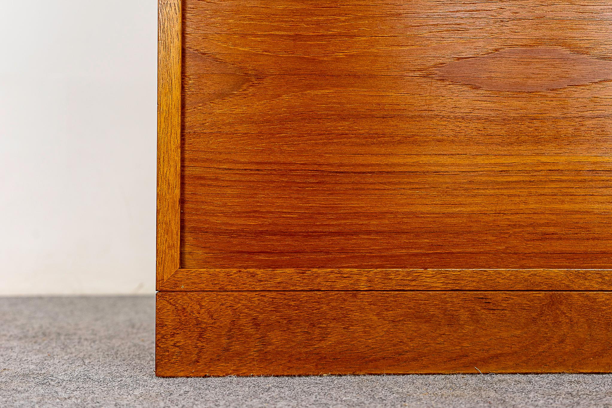 Danish Modern Teak File Cabinet In Good Condition In VANCOUVER, CA