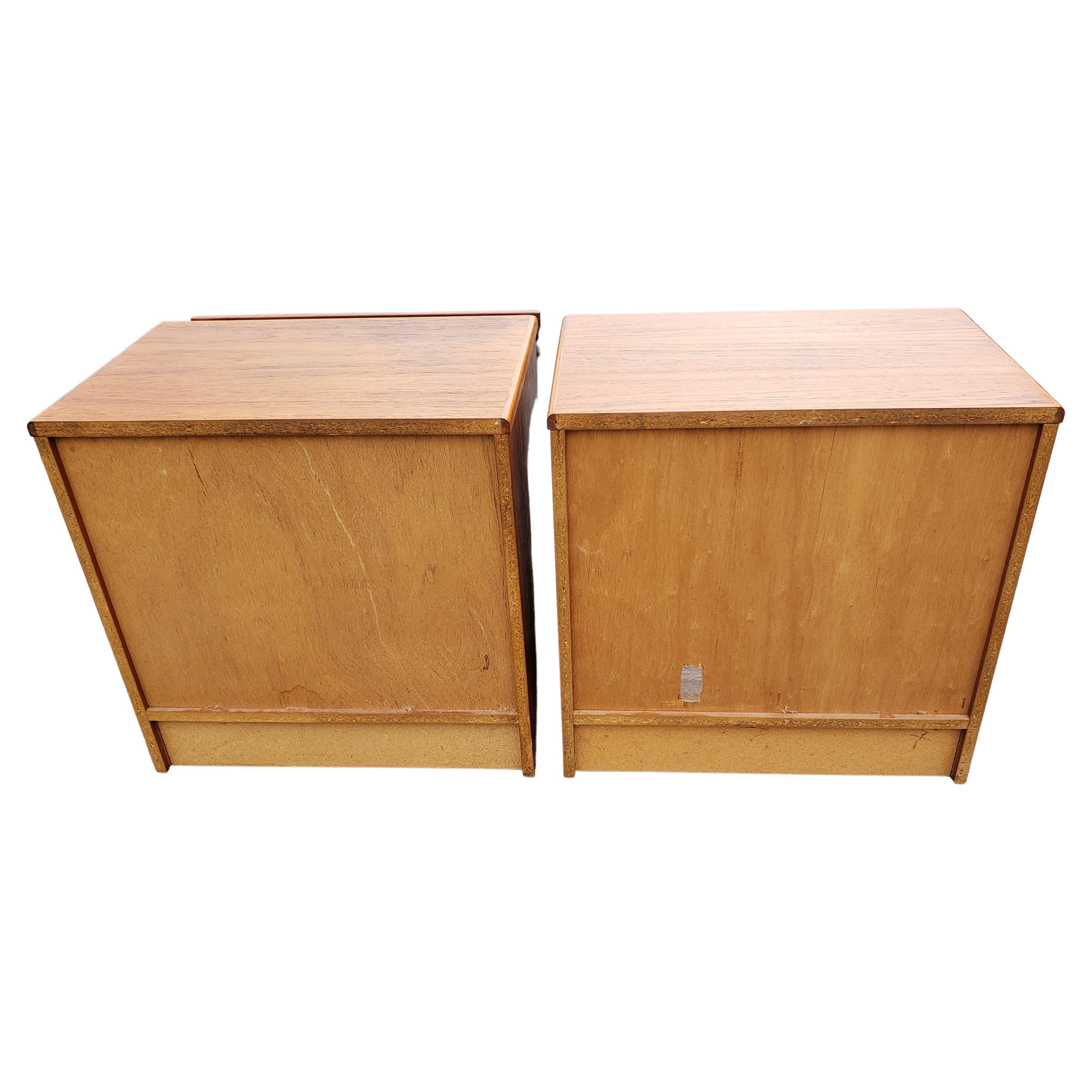 Danish Modern Teak Finish One Drawer Nightstands, a Pair, Circa 1970s In Good Condition For Sale In Germantown, MD