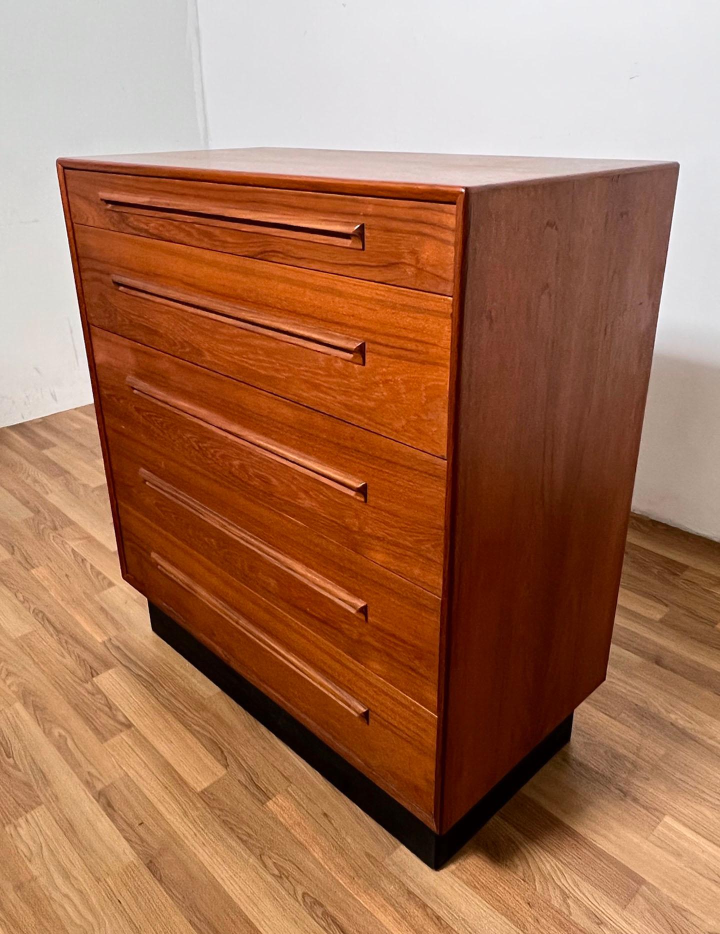 Five drawer teak chest by Westnofa, Norway, circa 1960s.

