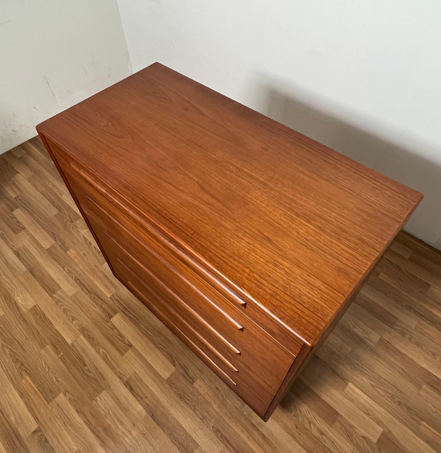 Scandinavian Modern Danish Modern Teak Five Drawer High Boy Dresser by Westnofa, Norway, Ca. 1970s