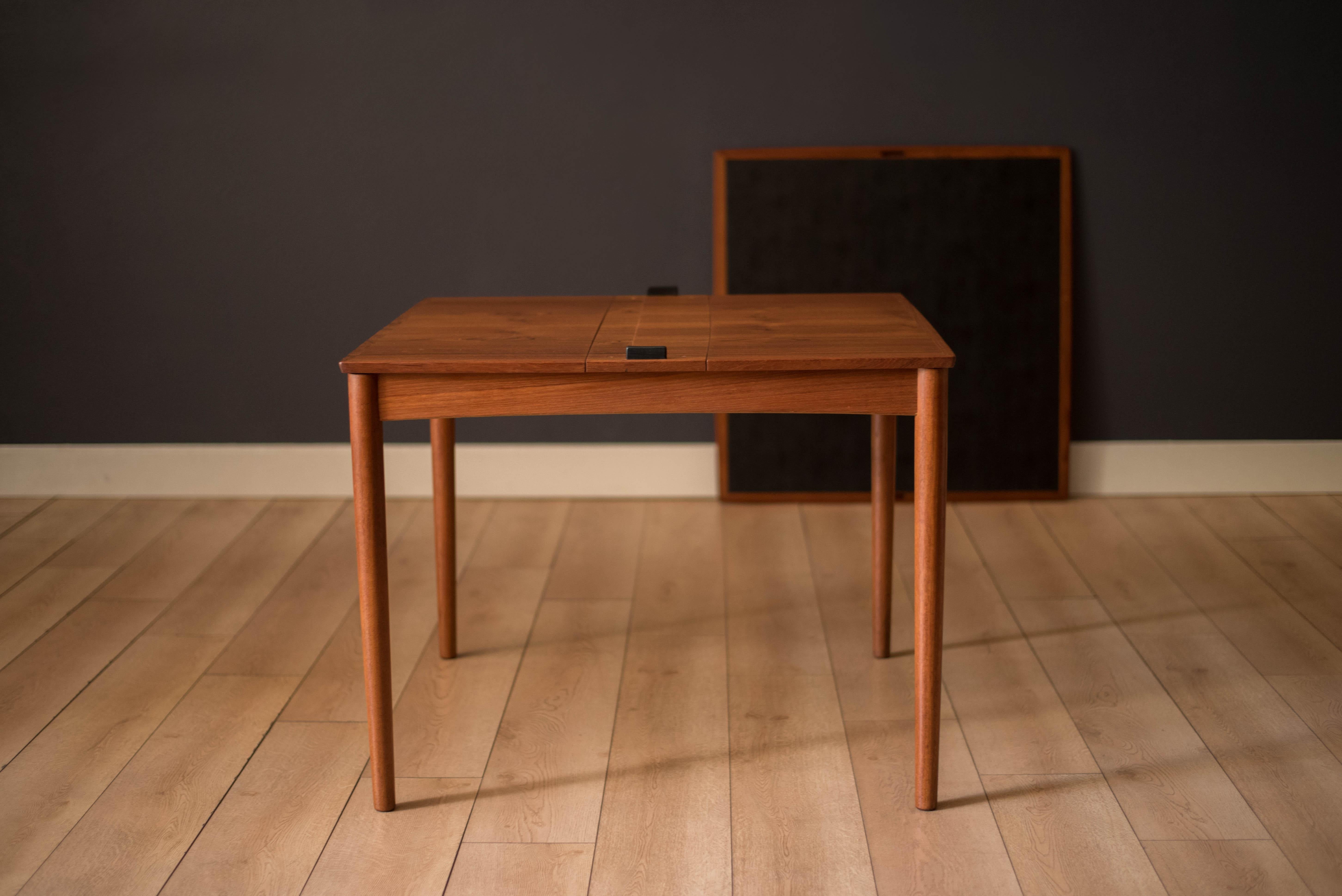 Danish Modern Teak Flip Top Extension Game Dining Table by Hundevad & Co.  3