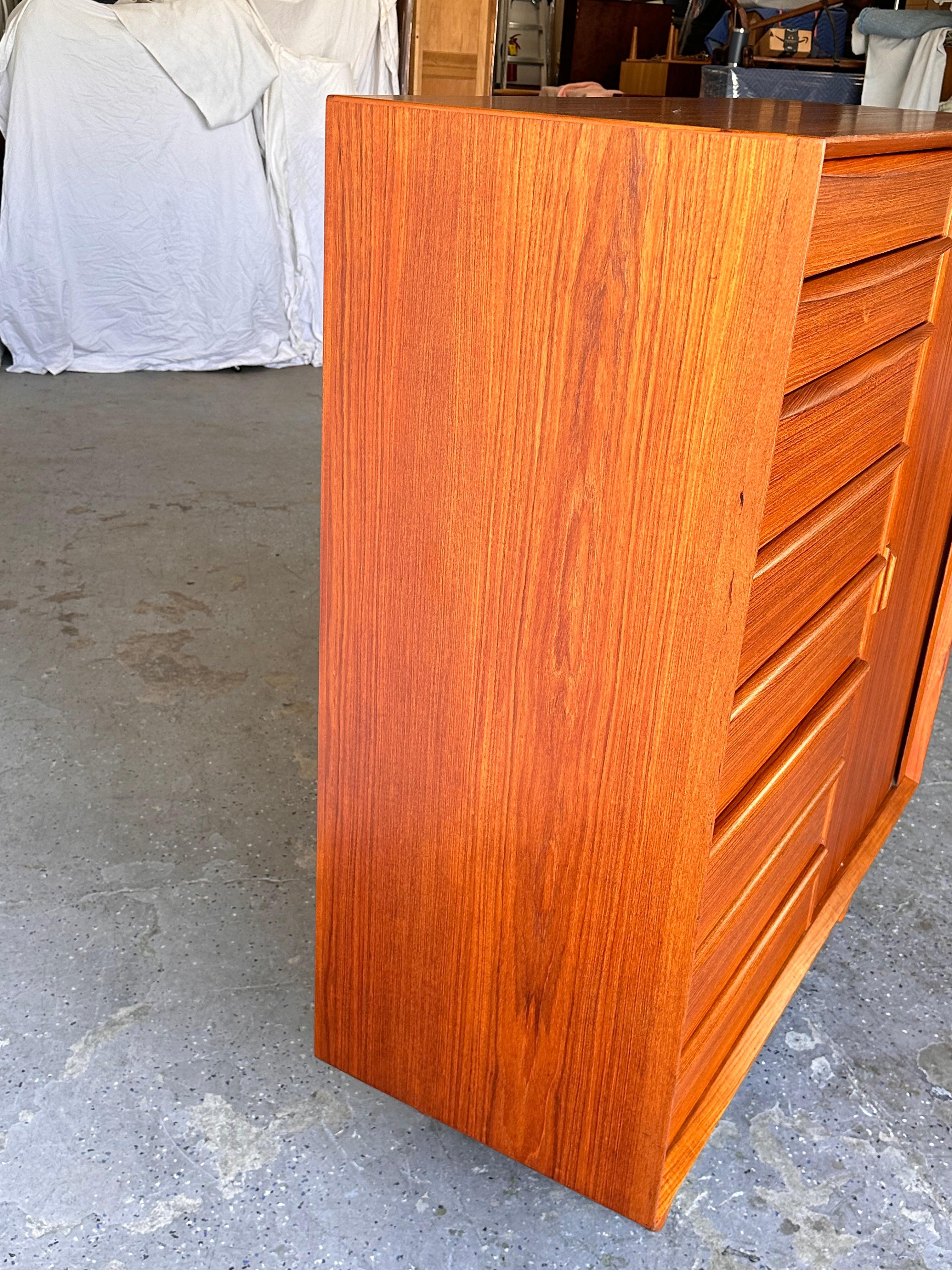 Danish Modern Teak Gentleman’s Chest by Svend A Madsen for Mobelfabrik 2