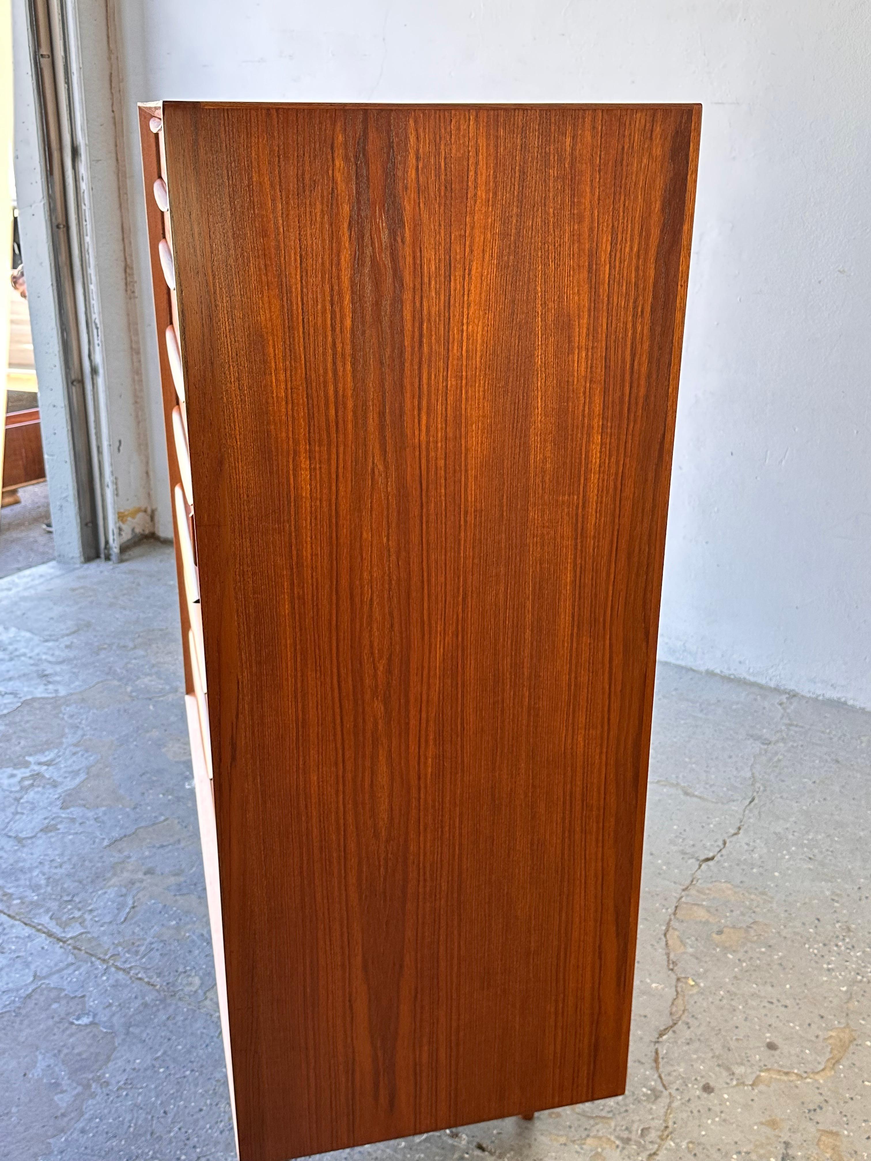 Danish Modern Teak Gentleman’s Chest by Svend A Madsen for Mobelfabrik 3