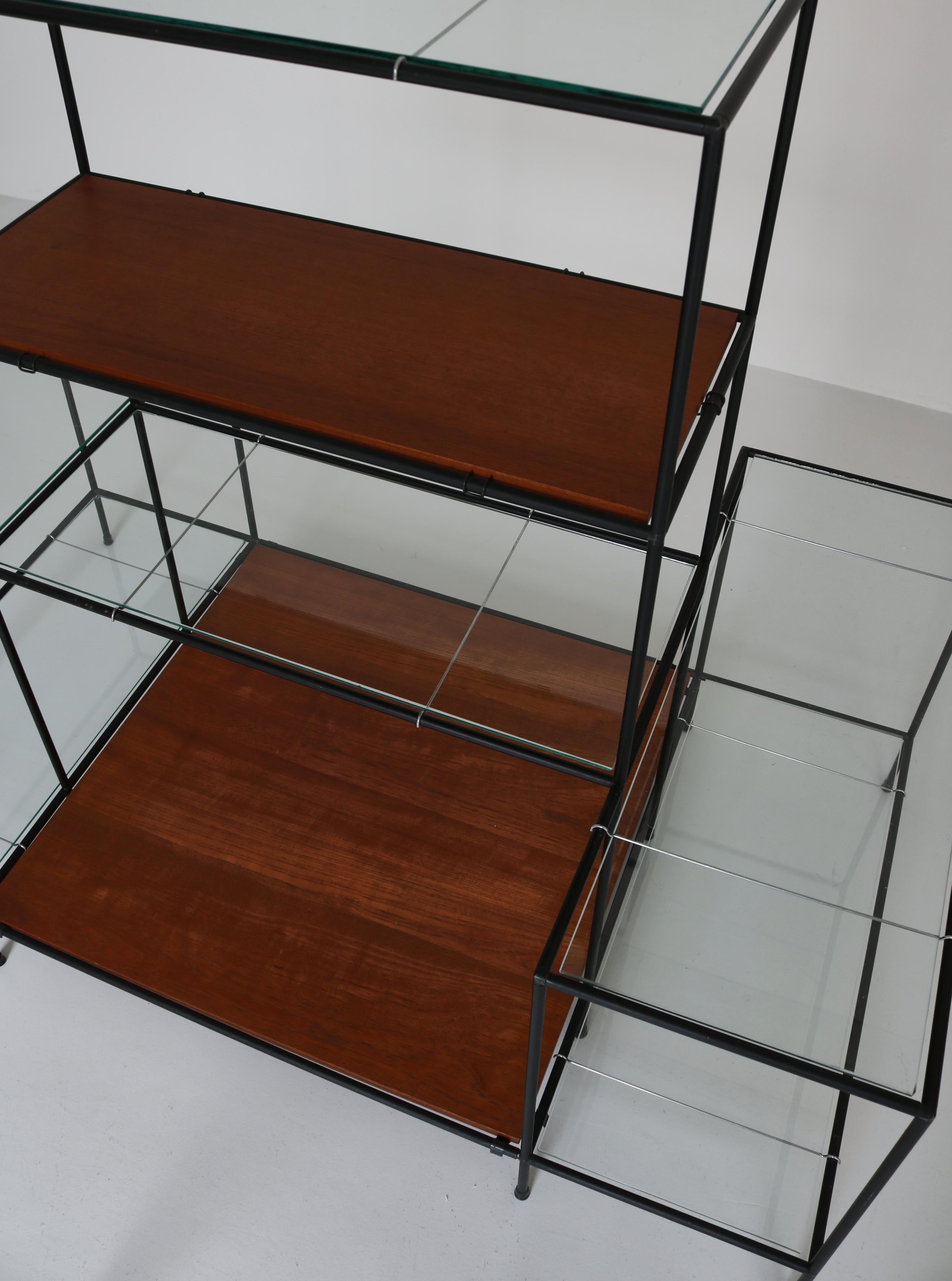 Danish Modern Teak & Glass Shelving System Abstracta by Poul Cadovius, 1960s In Good Condition For Sale In Odense, DK