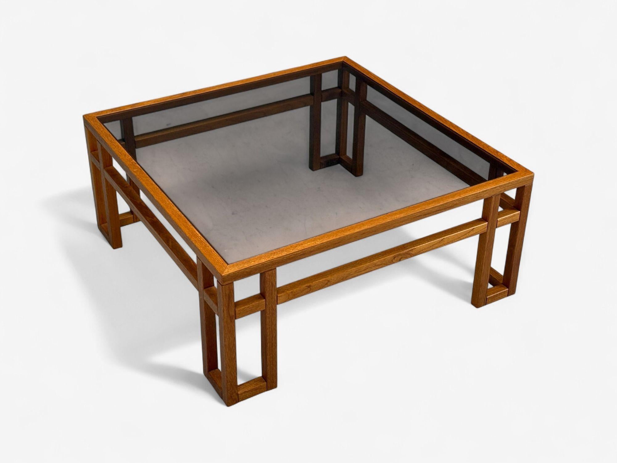Verre Table basse carrée moderne danoise, en teck et verre, Danemark, années 1960 en vente