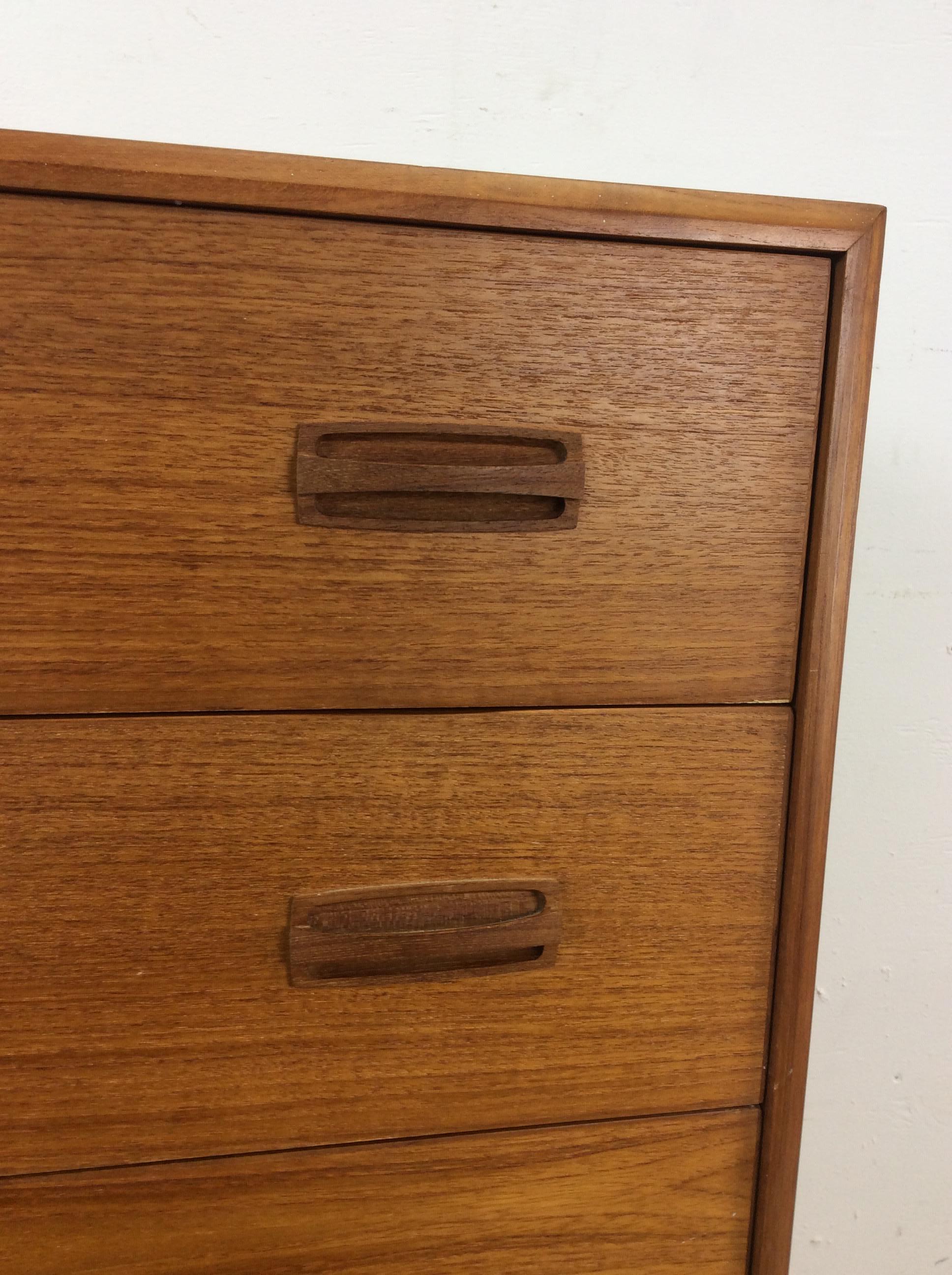 Danish Modern Teak Highboy Dresser in vendita 2