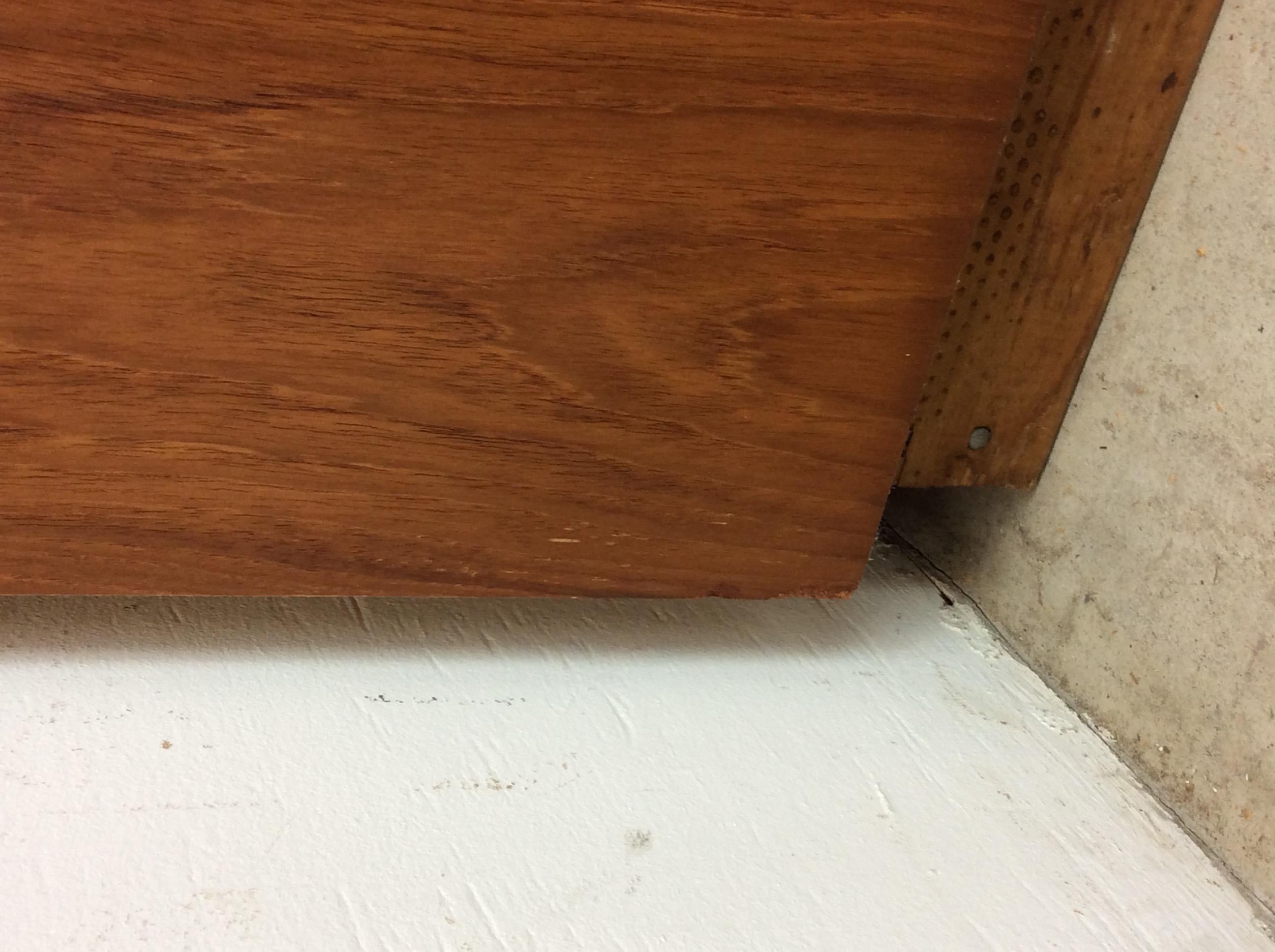 Danish Modern Teak Highboy Dresser with Mounted Mirror in vendita 6
