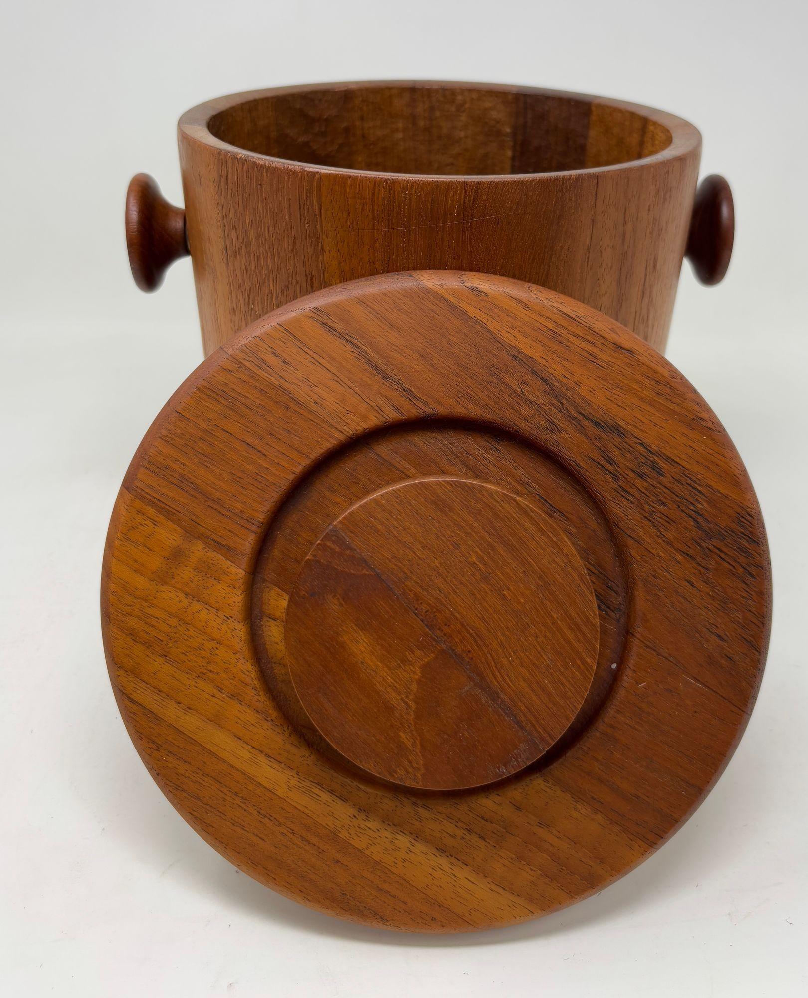 Hand-Crafted Danish Modern Teak Ice Bucket Dansk Jens Quistgaard Style 1960s Denmark For Sale