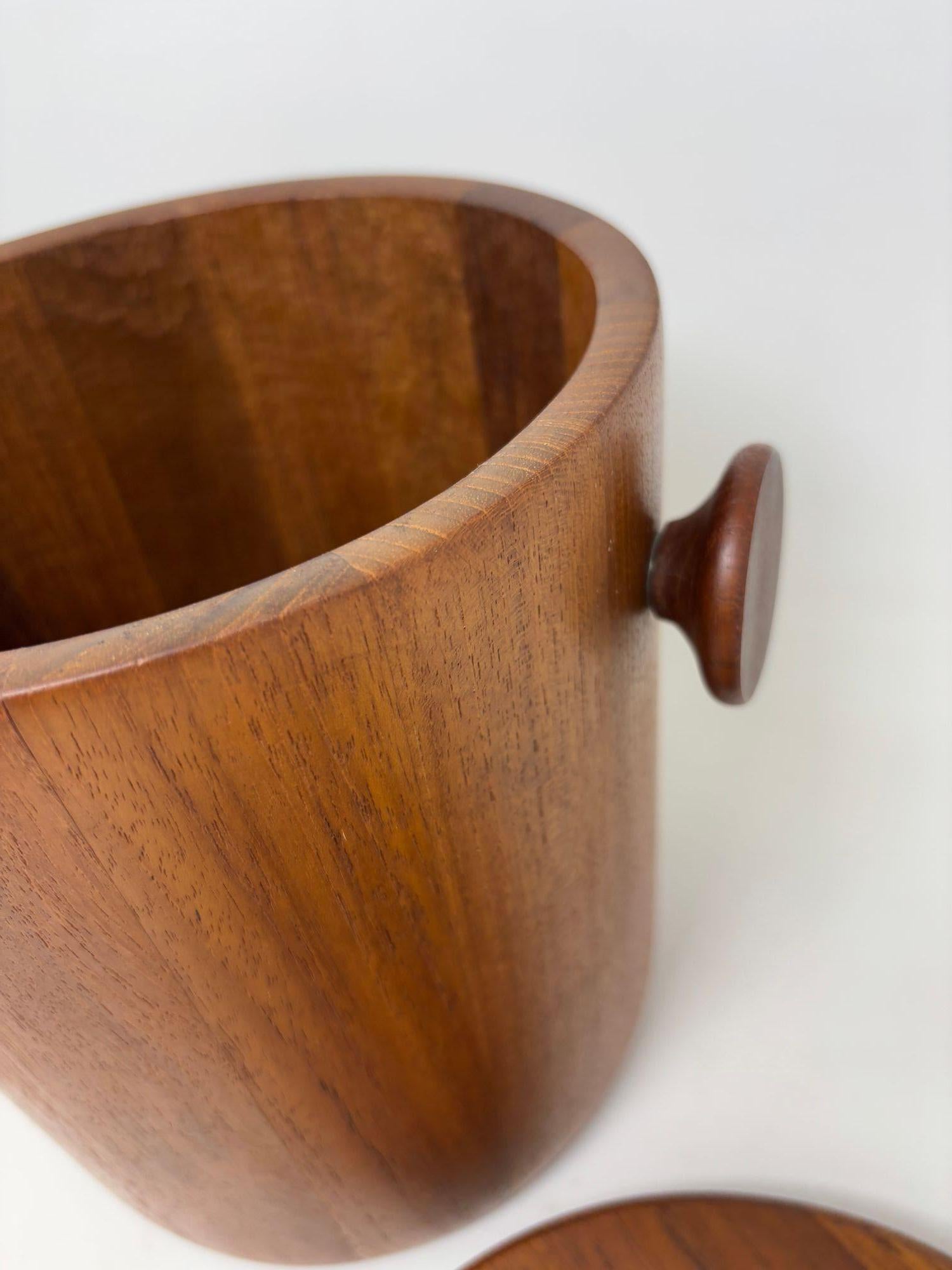 20th Century Danish Modern Teak Ice Bucket Dansk Jens Quistgaard Style 1960s Denmark For Sale