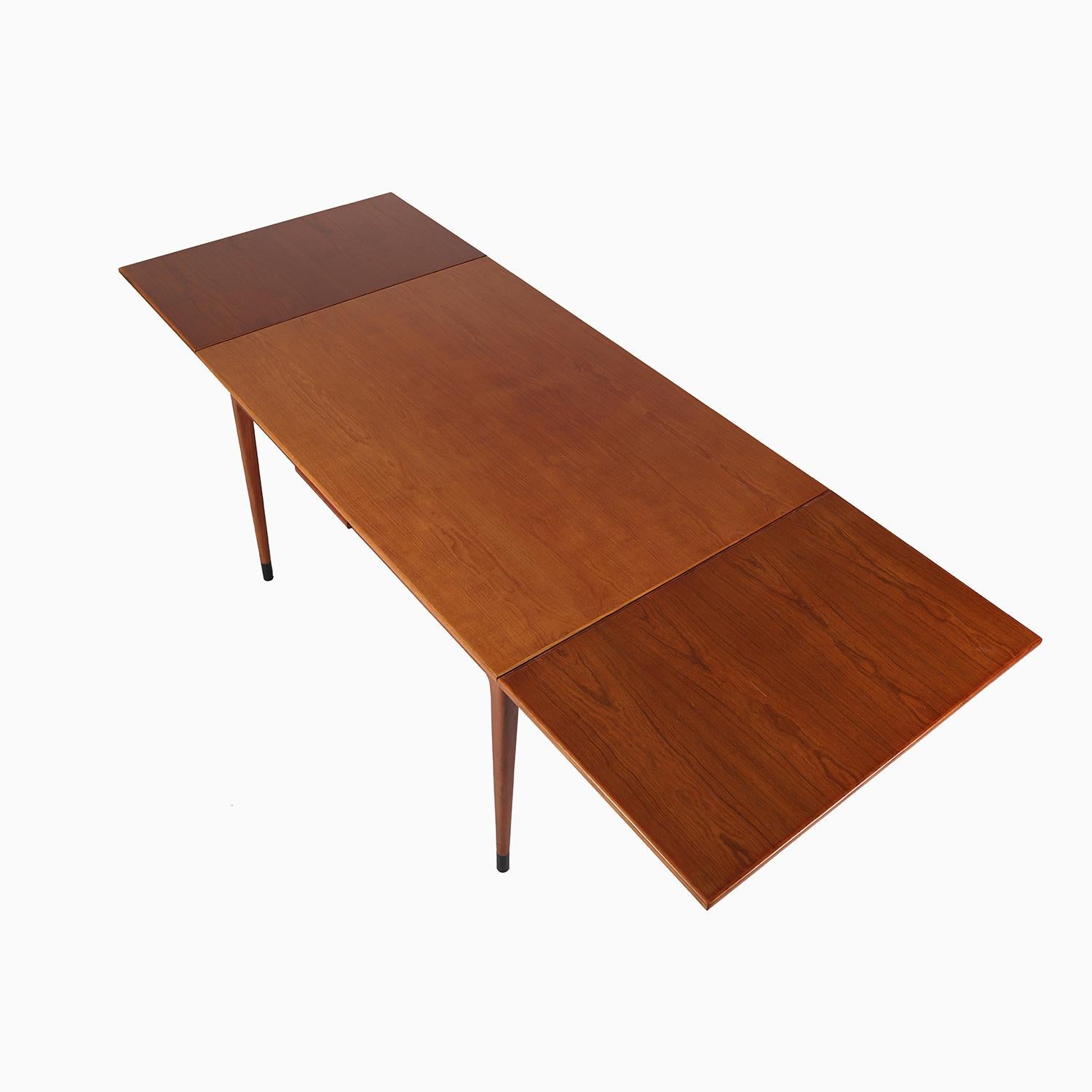 Scandinavian Danish Modern Teak J.L. Møller Dining Table For Sale