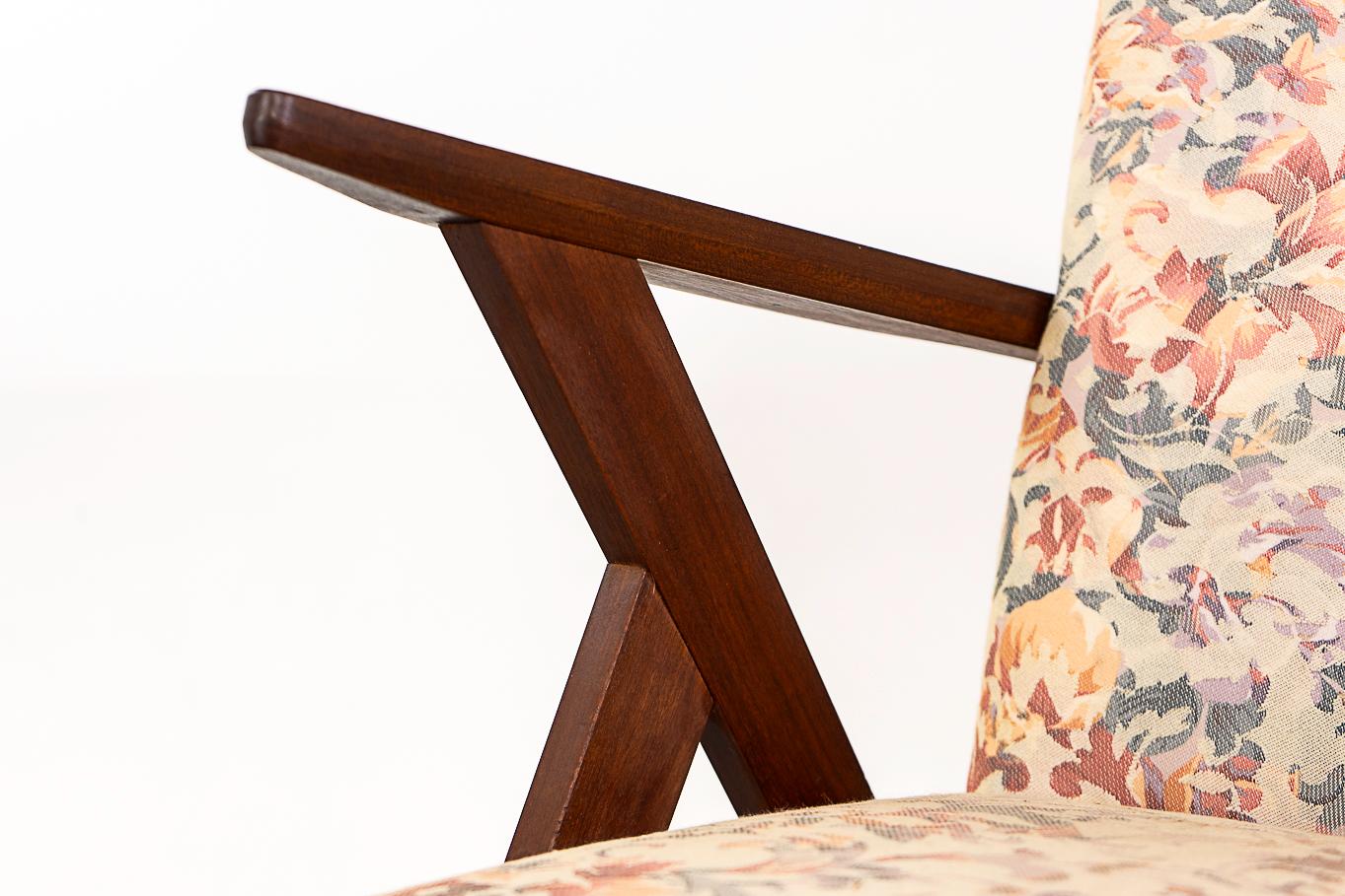 Scandinavian Modern Danish Modern Teak Lounge Chair For Sale